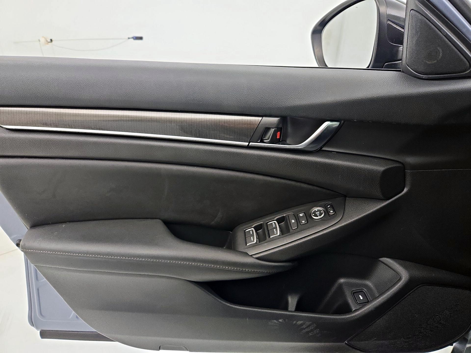 Thumbnail: 2022 Honda Accord - 12