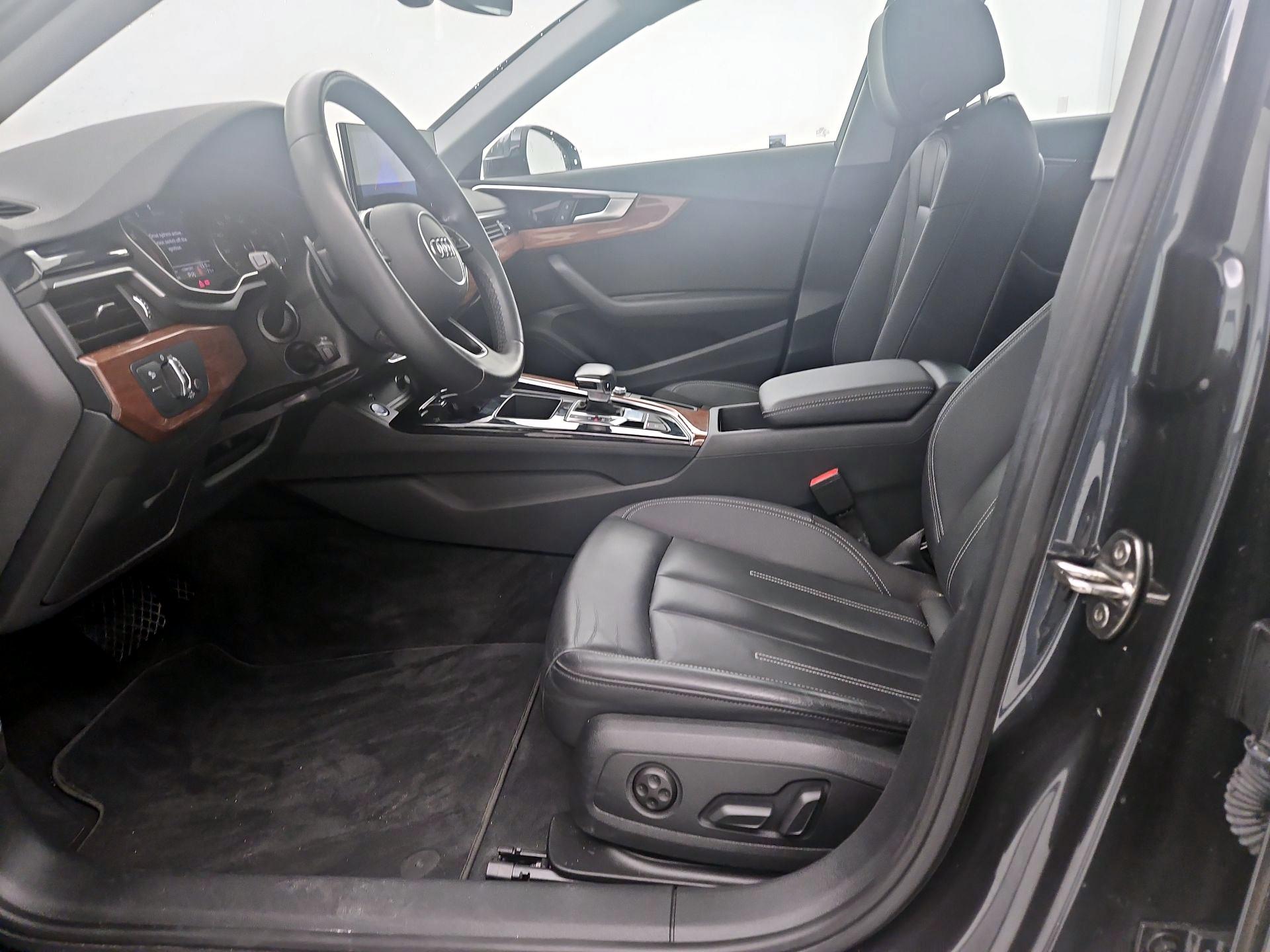 Thumbnail: 2023 Audi A4 - 11