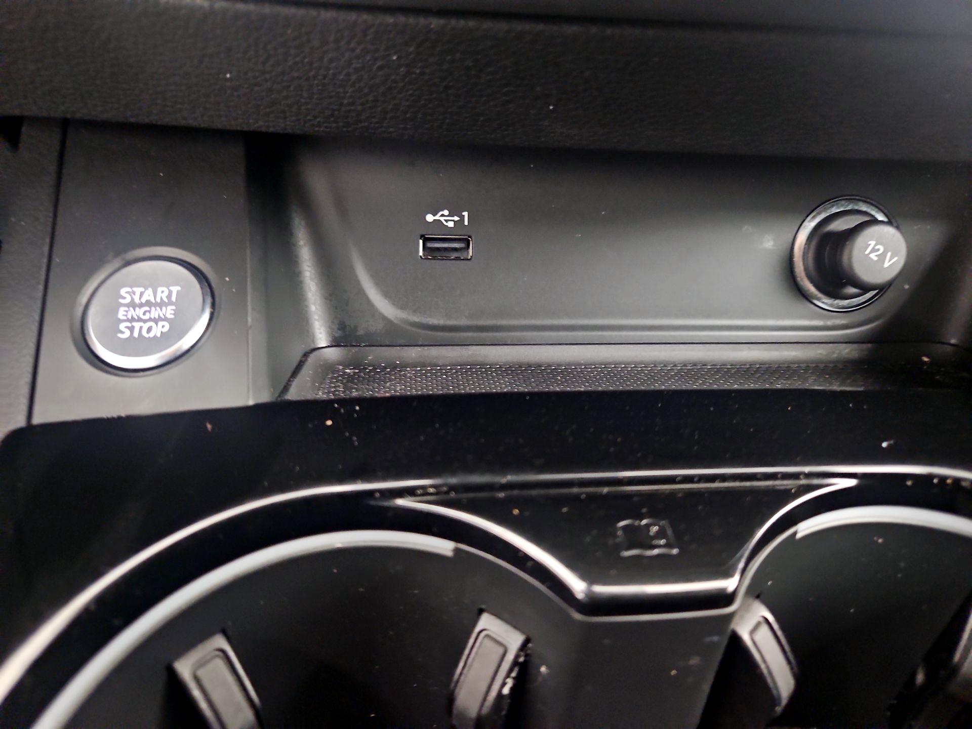 Thumbnail: 2023 Audi A4 - 18