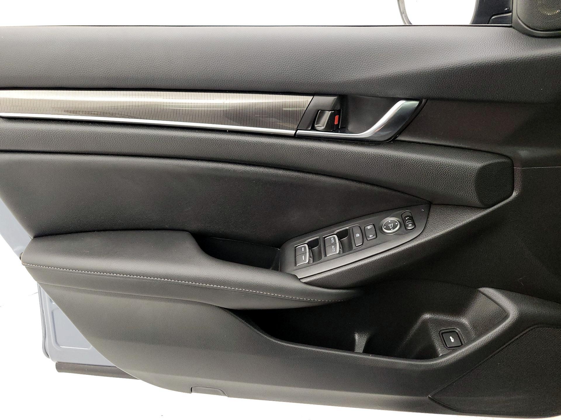 Thumbnail: 2022 Honda Accord - 12