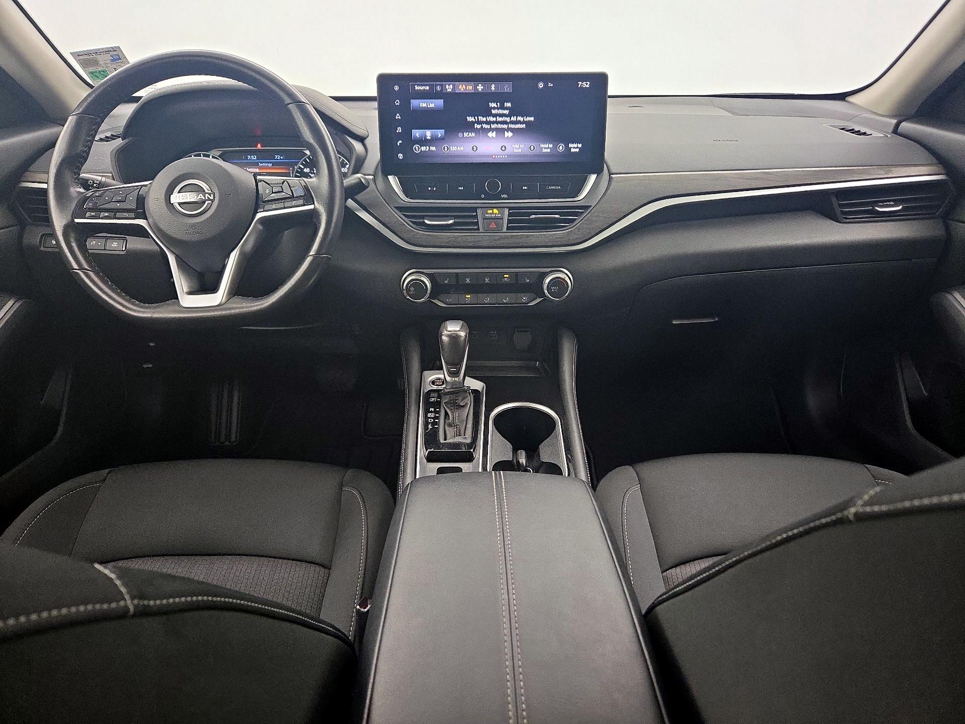 Thumbnail: 2024 Nissan Altima - 9