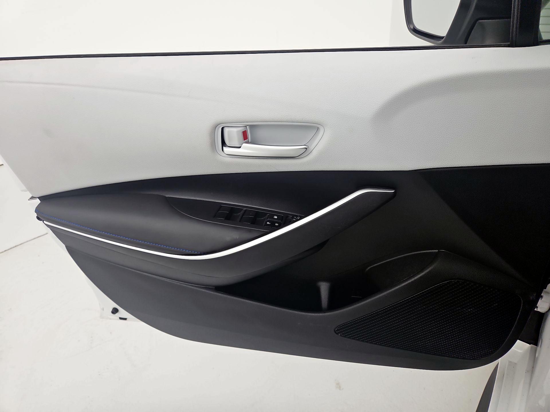 Thumbnail: 2022 Toyota Corolla - 12