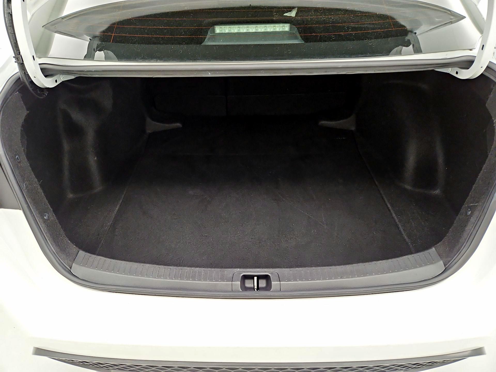 Thumbnail: 2022 Toyota Corolla - 20