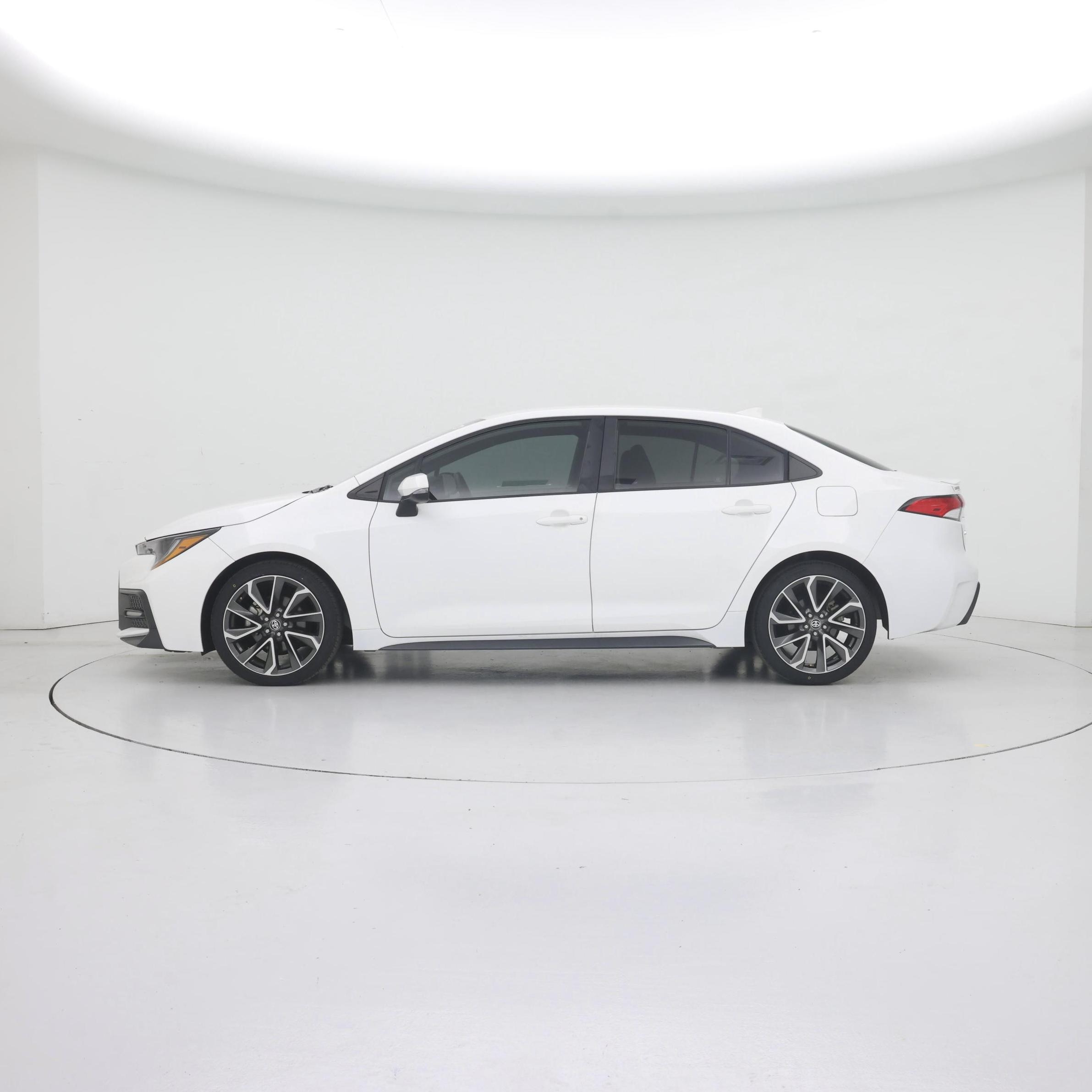 Thumbnail: 2022 Toyota Corolla - 3