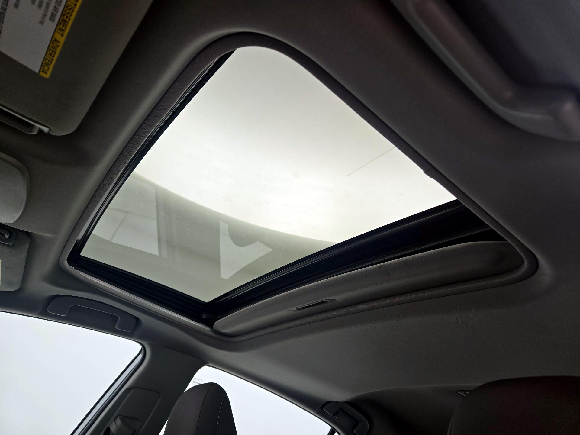 Thumbnail: 2024 Toyota Camry - 19