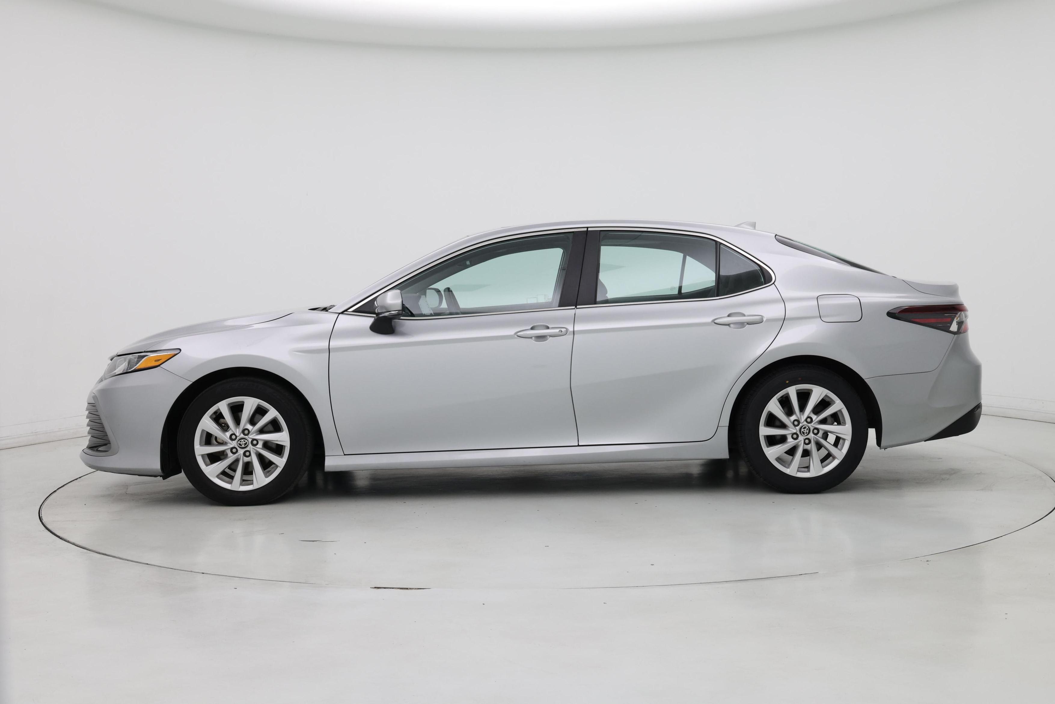 Thumbnail: 2024 Toyota Camry - 3