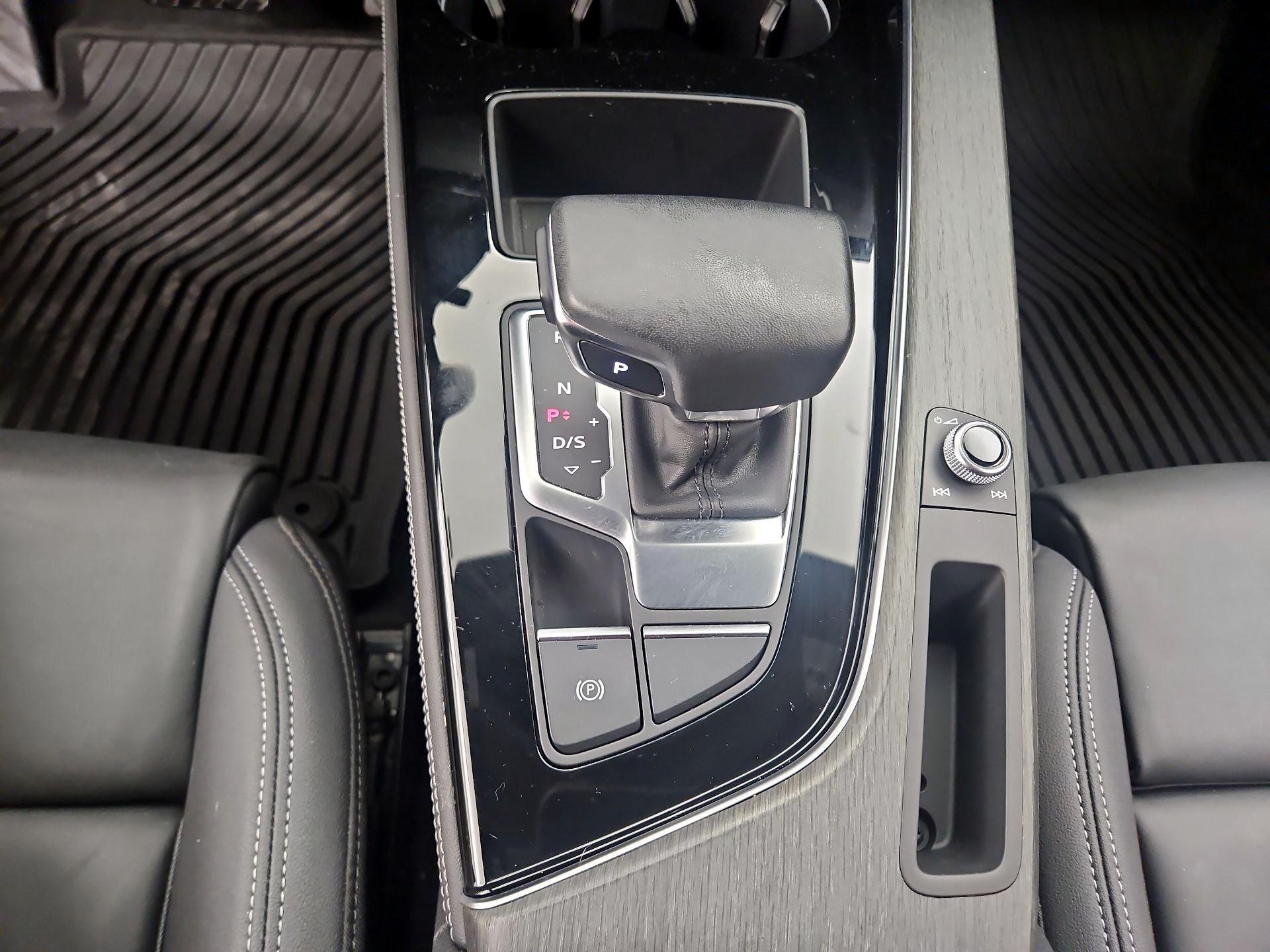 Thumbnail: 2023 Audi A4 - 18