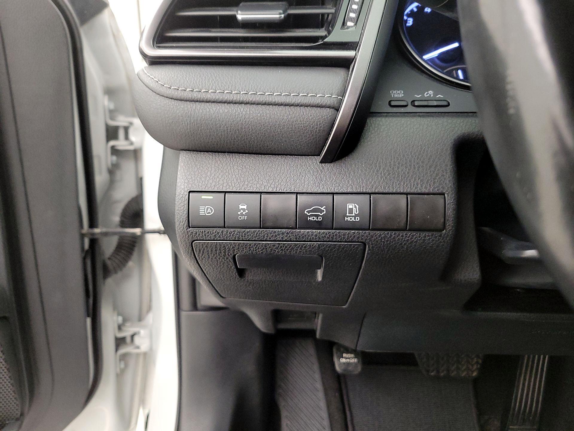 Thumbnail: 2023 Toyota Camry - 13