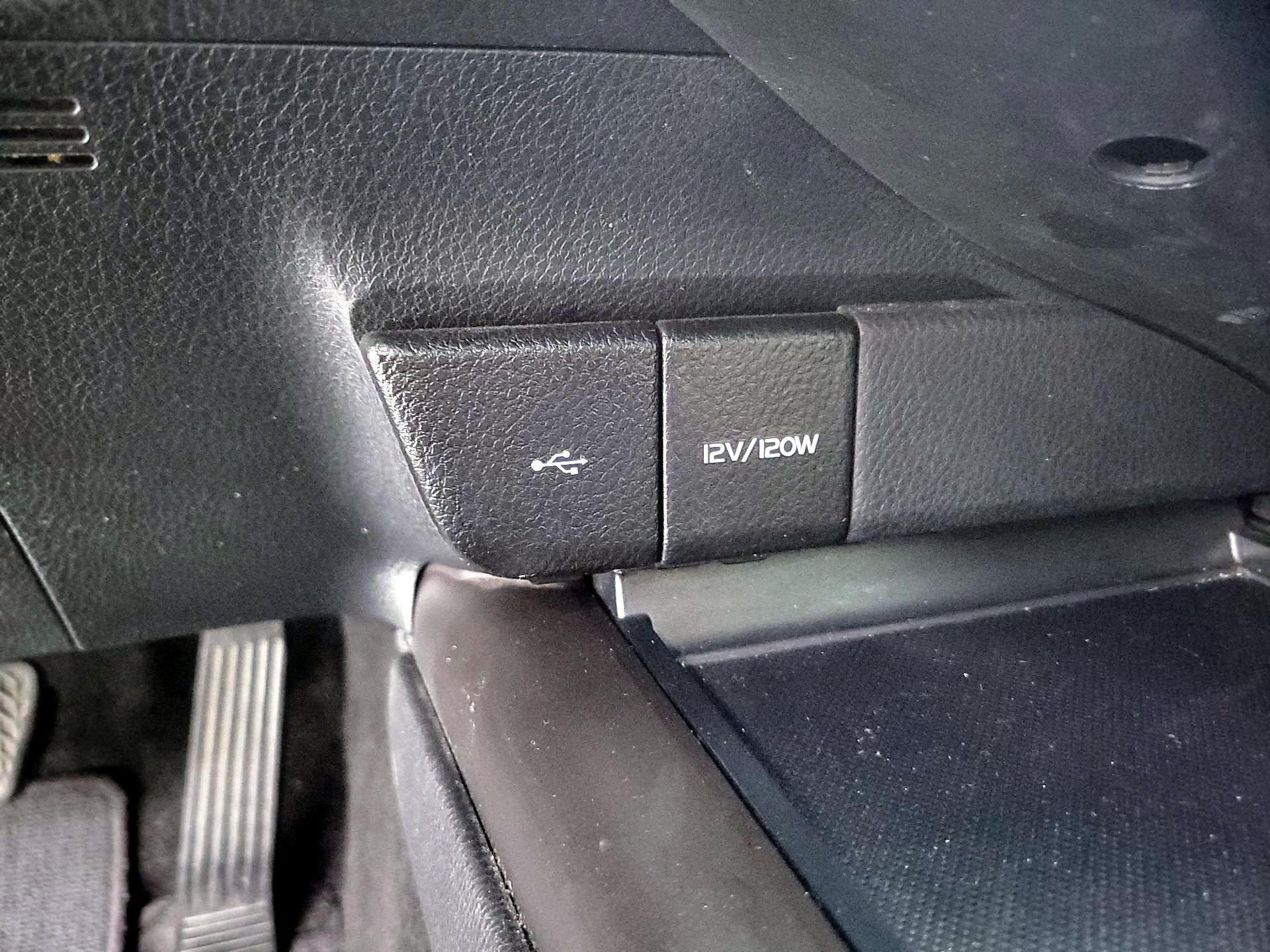 Thumbnail: 2023 Toyota Camry - 18