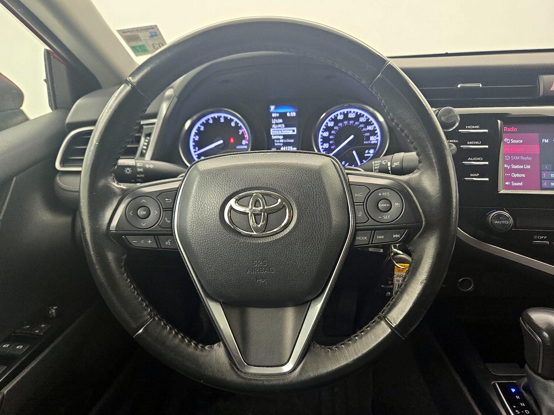 Thumbnail: 2020 Toyota Camry - 10