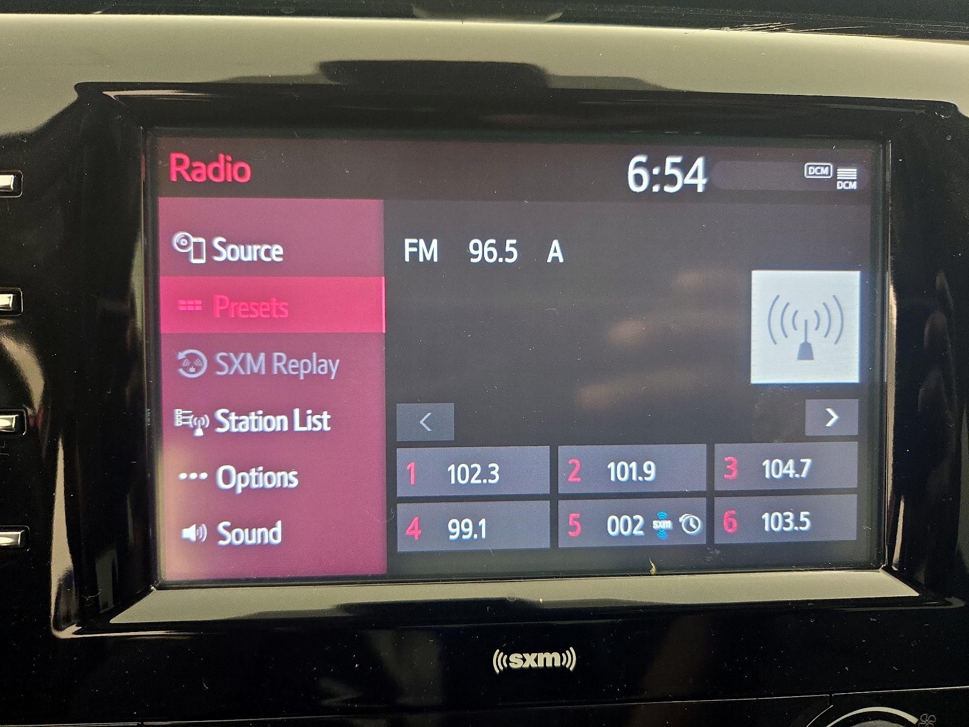 Thumbnail: 2020 Toyota Camry - 15