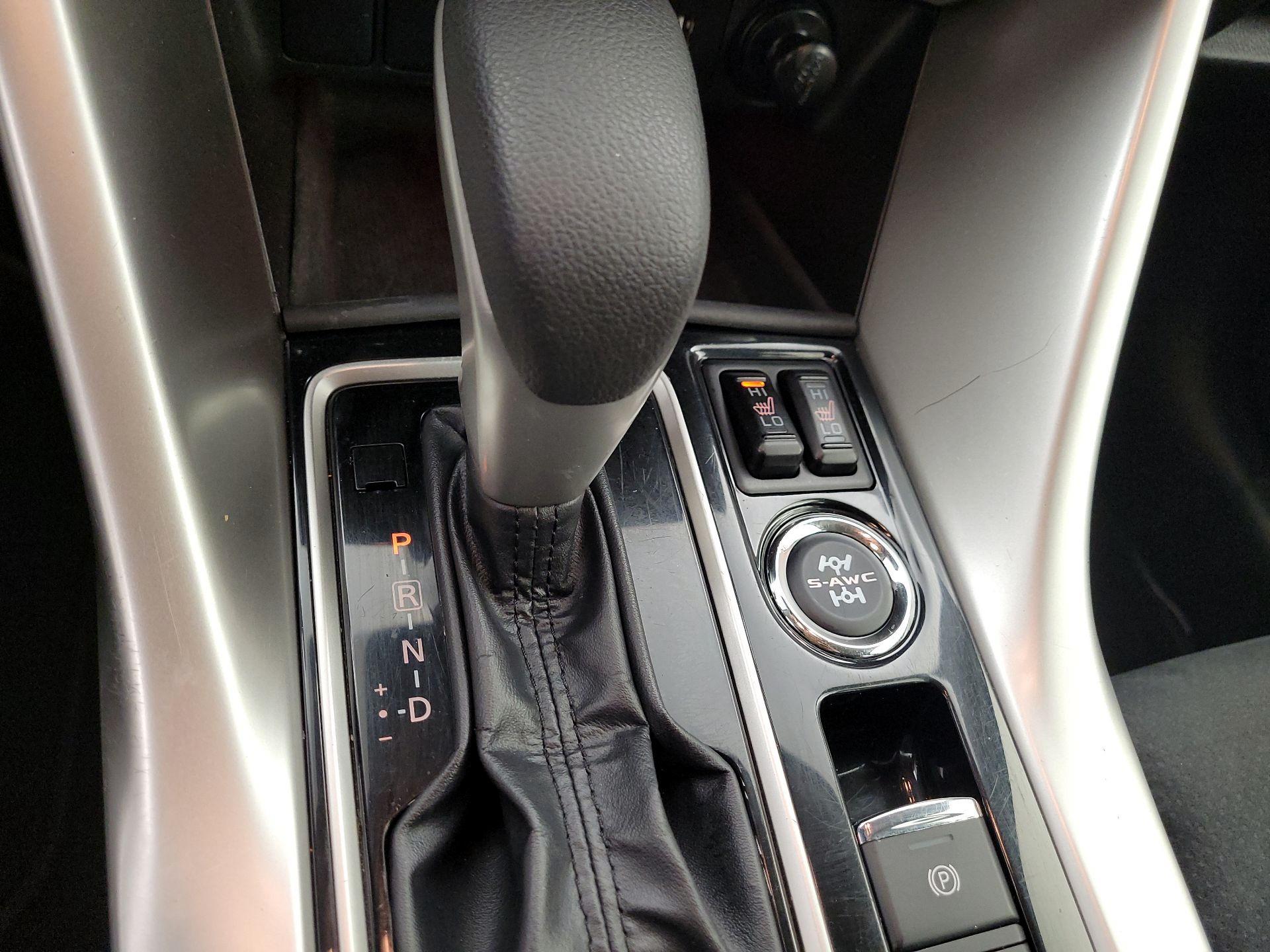 Thumbnail: 2024 Mitsubishi Eclipse Cross - 15