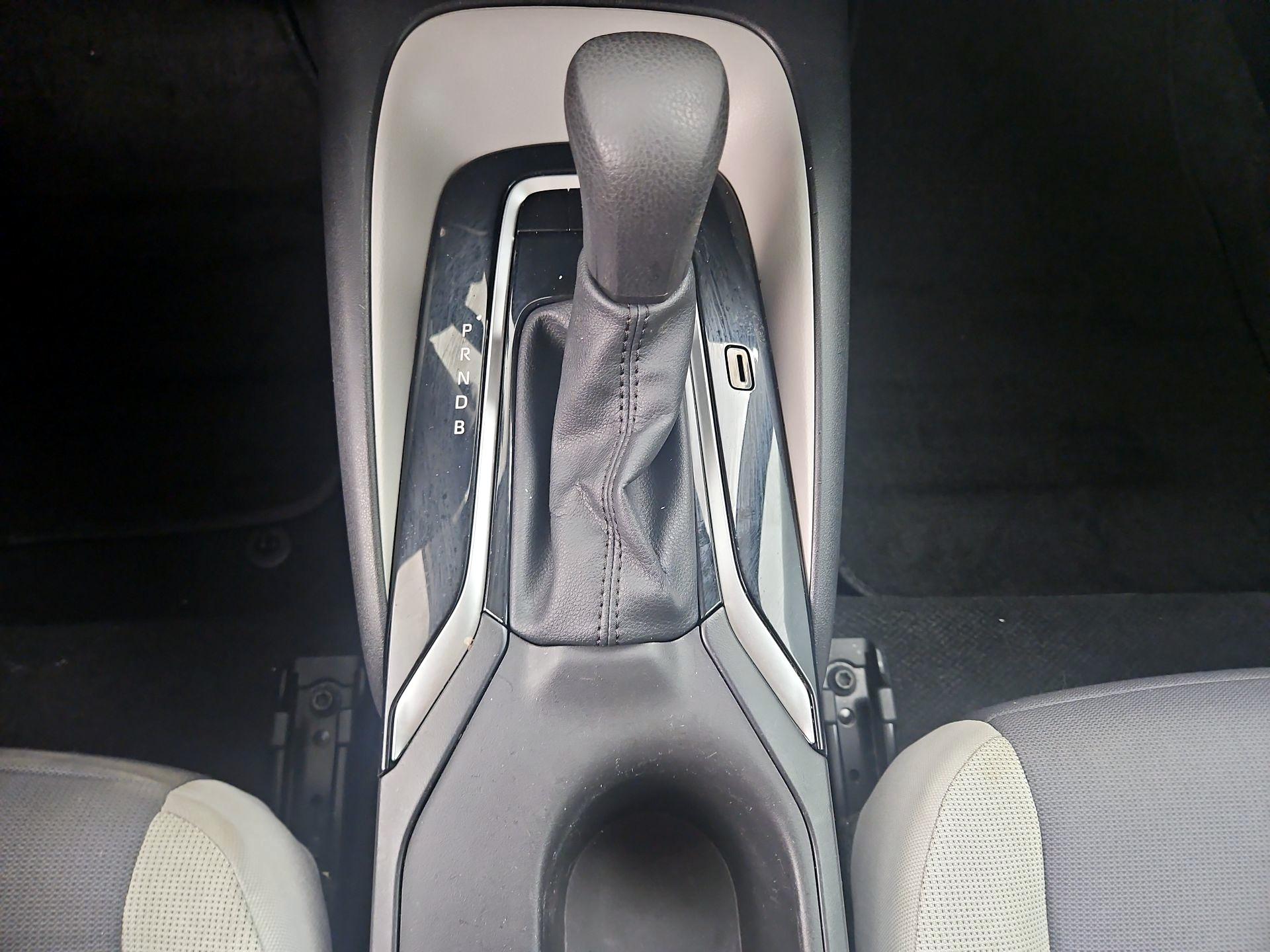 Thumbnail: 2023 Toyota Corolla - 17