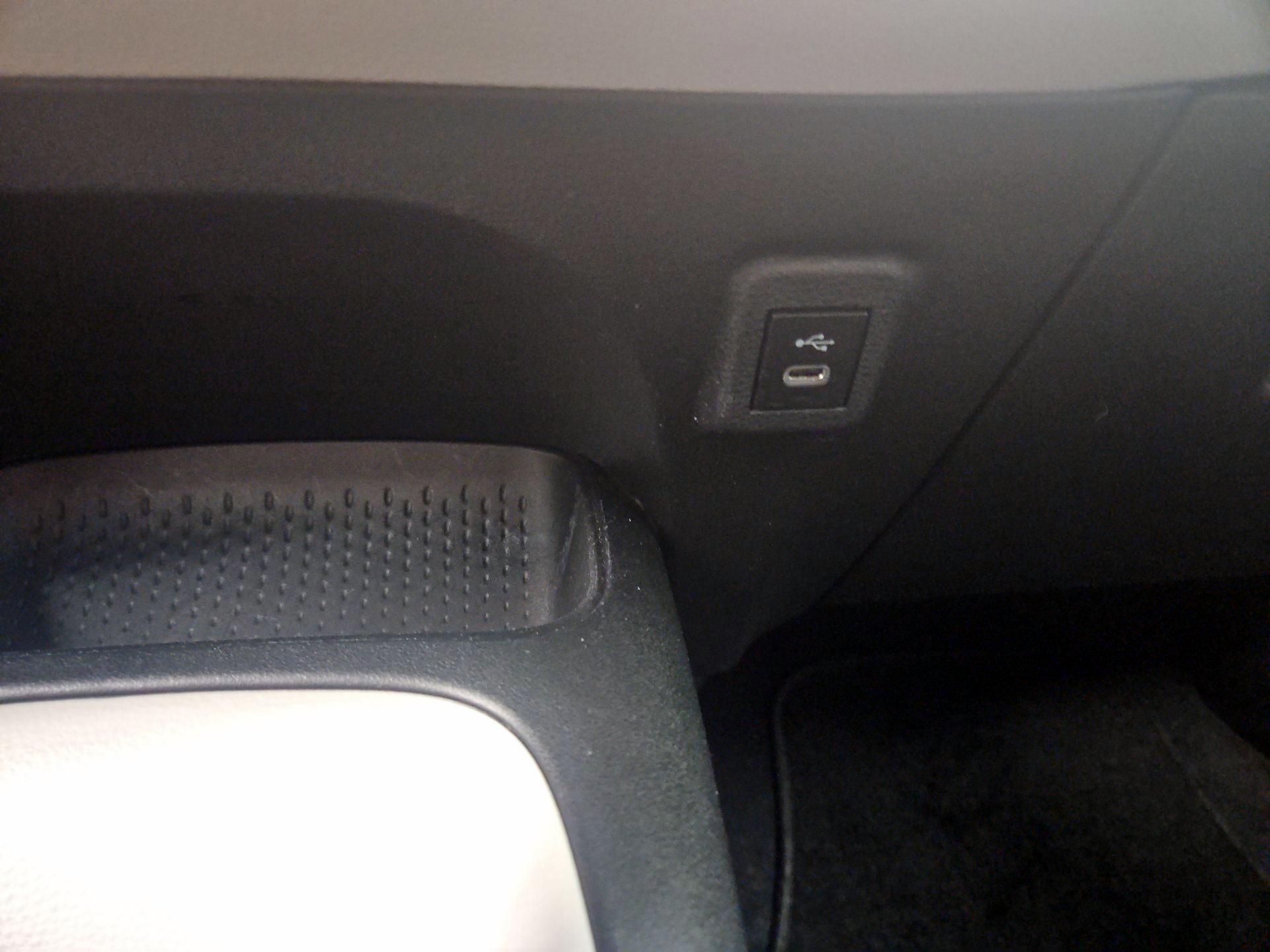 Thumbnail: 2023 Toyota Corolla - 18