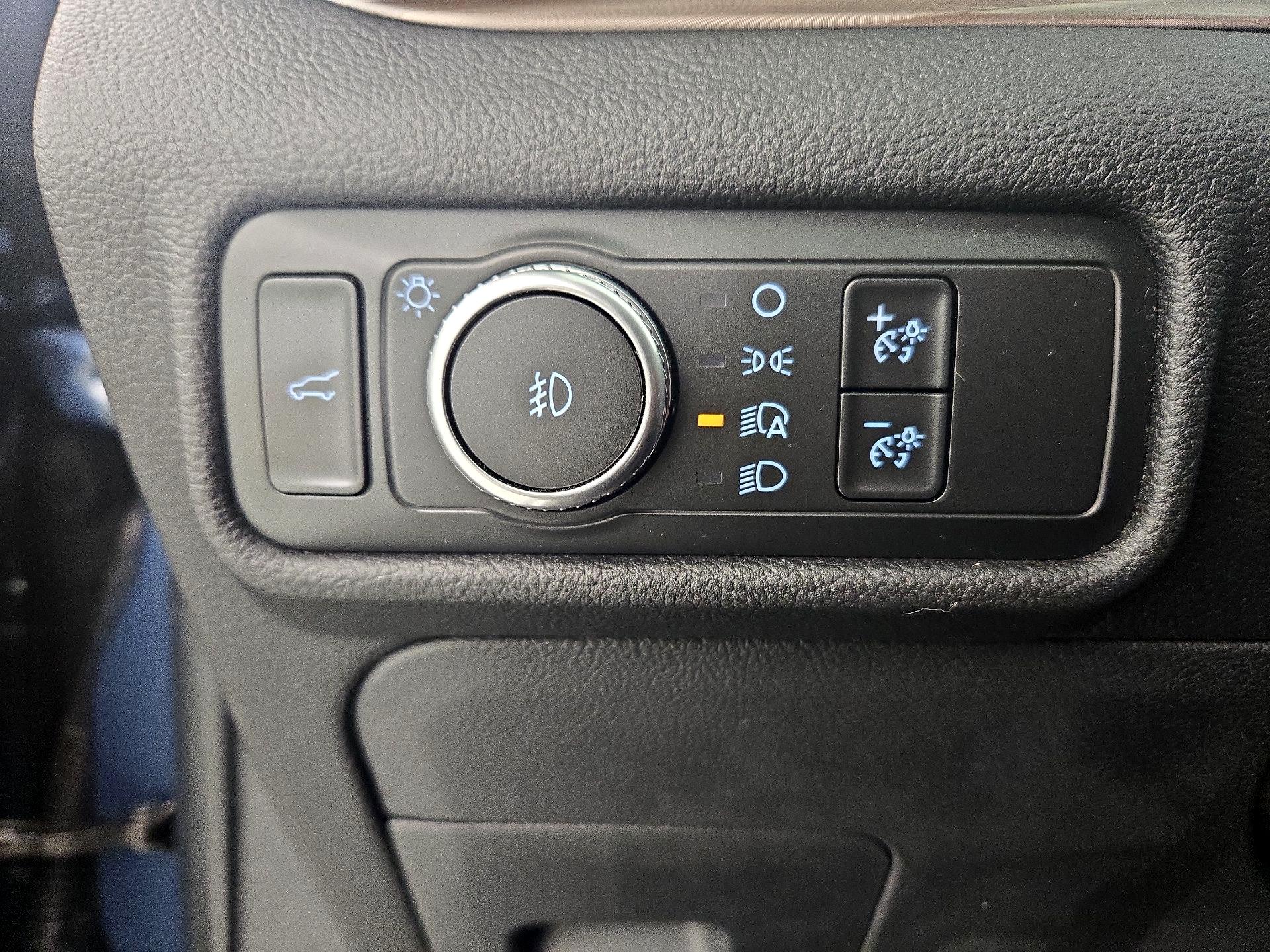 Thumbnail: 2020 Ford Explorer - 13