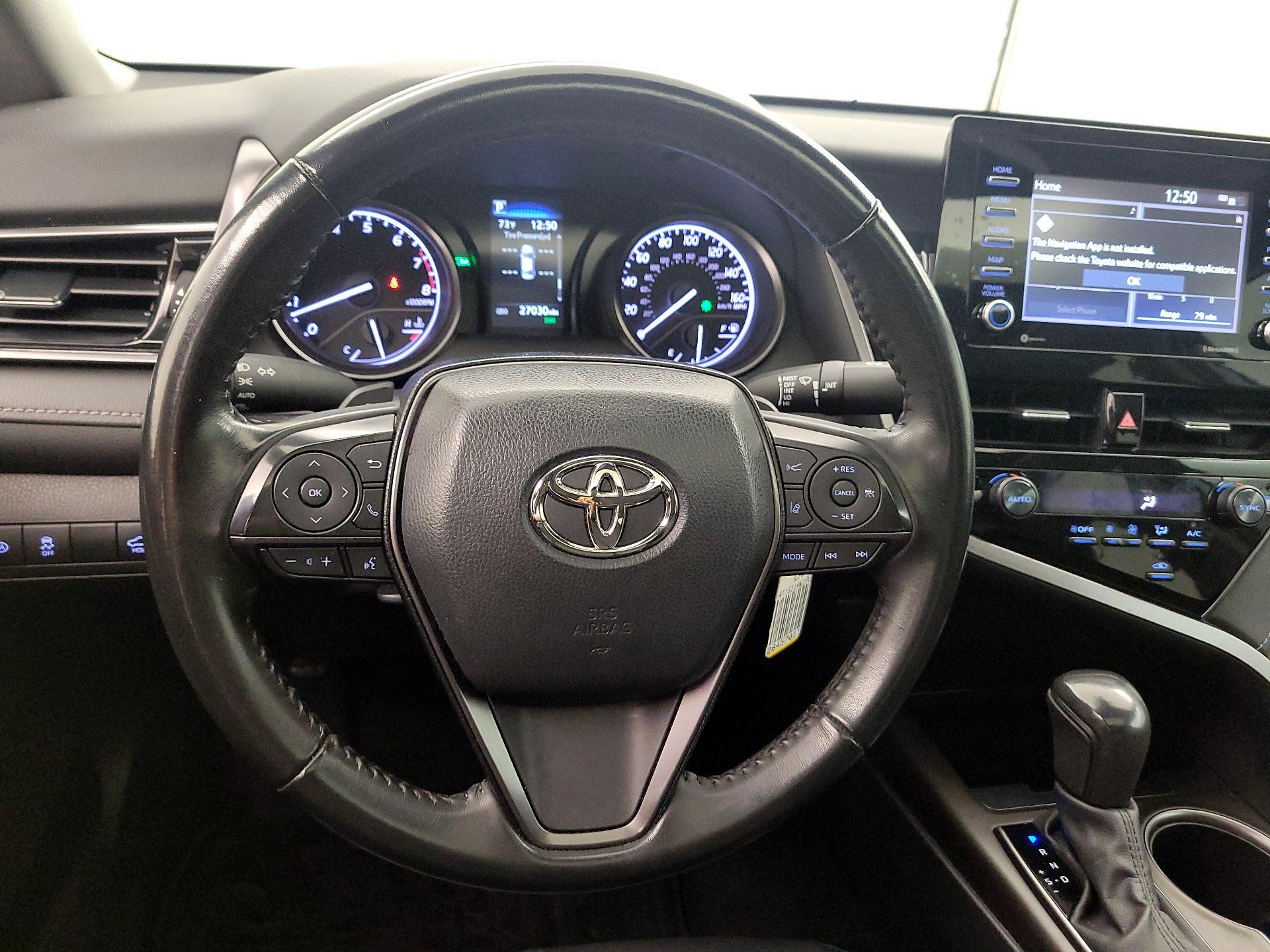 Thumbnail: 2023 Toyota Camry - 10