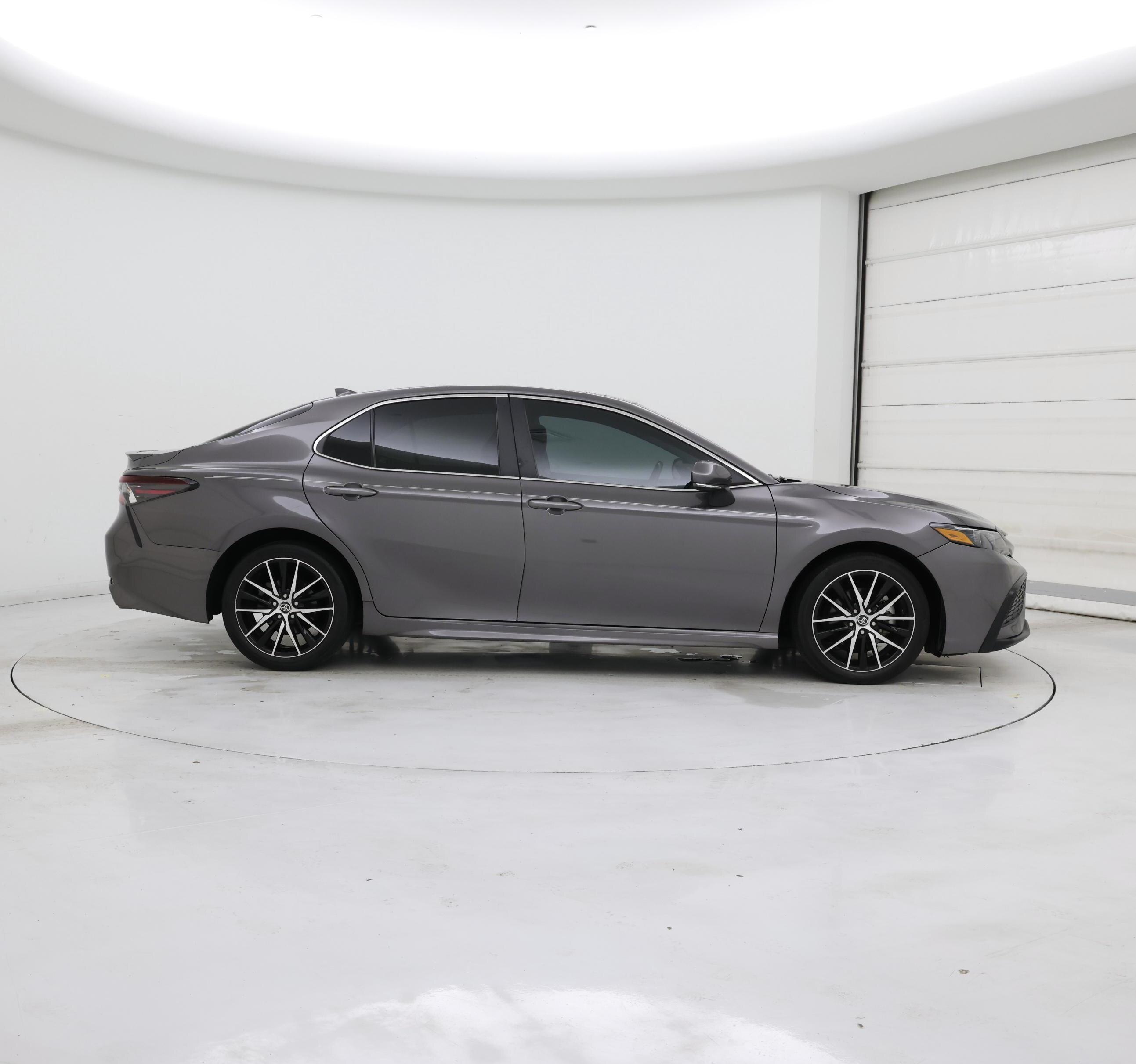 Thumbnail: 2023 Toyota Camry - 7