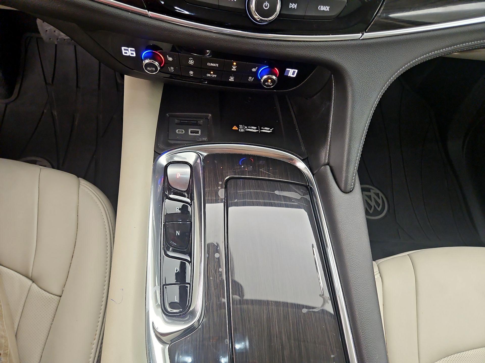 Thumbnail: 2023 Buick Enclave - 18