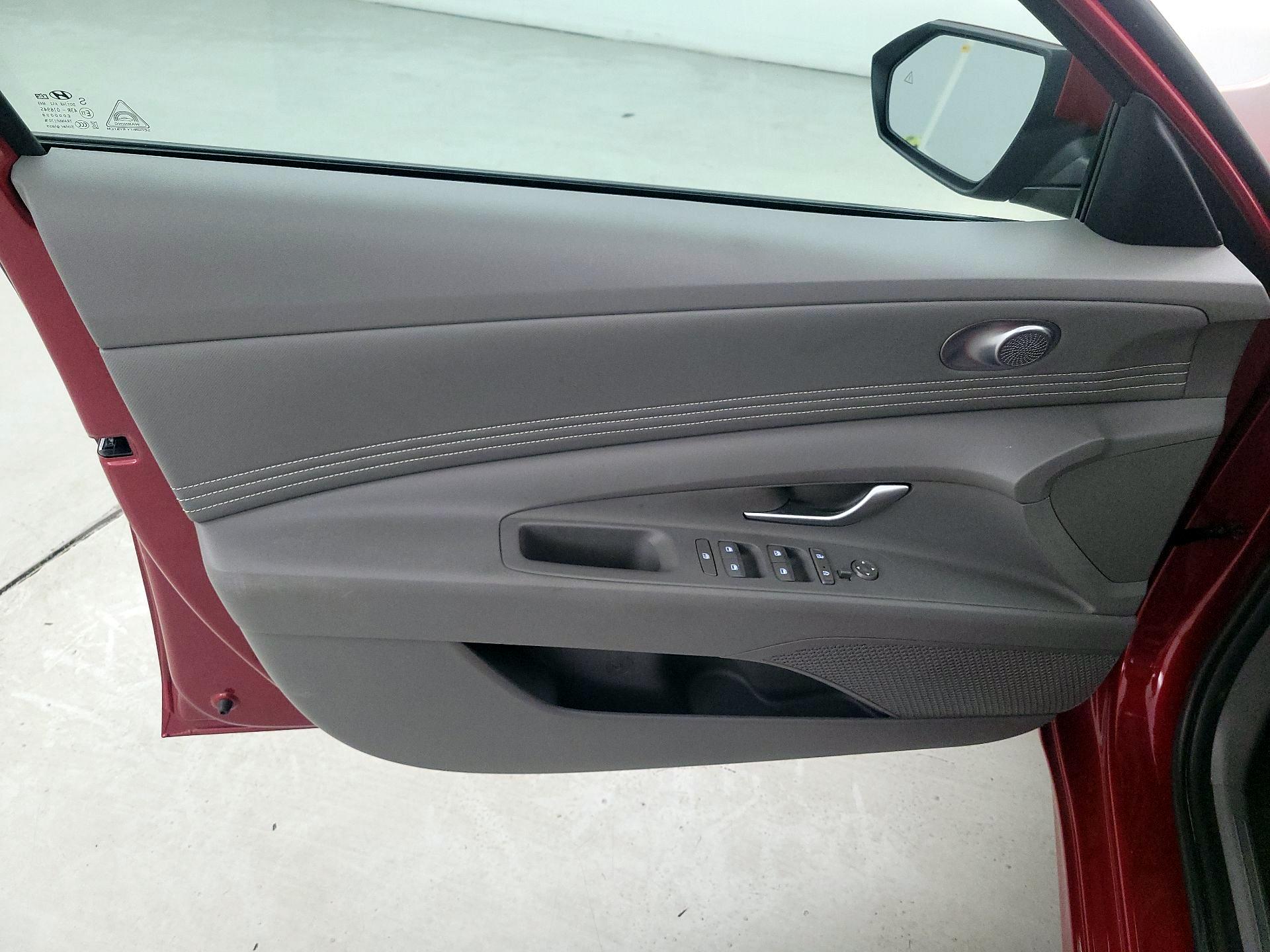 Thumbnail: 2023 Hyundai Elantra - 12