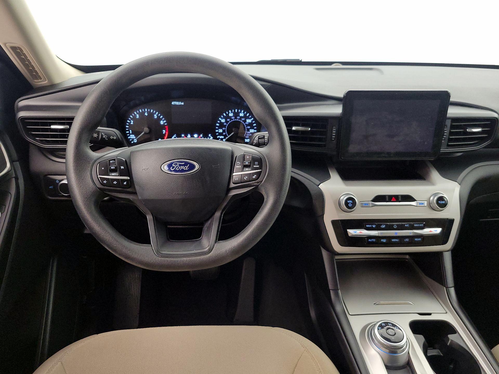 Thumbnail: 2021 Ford Explorer - 10