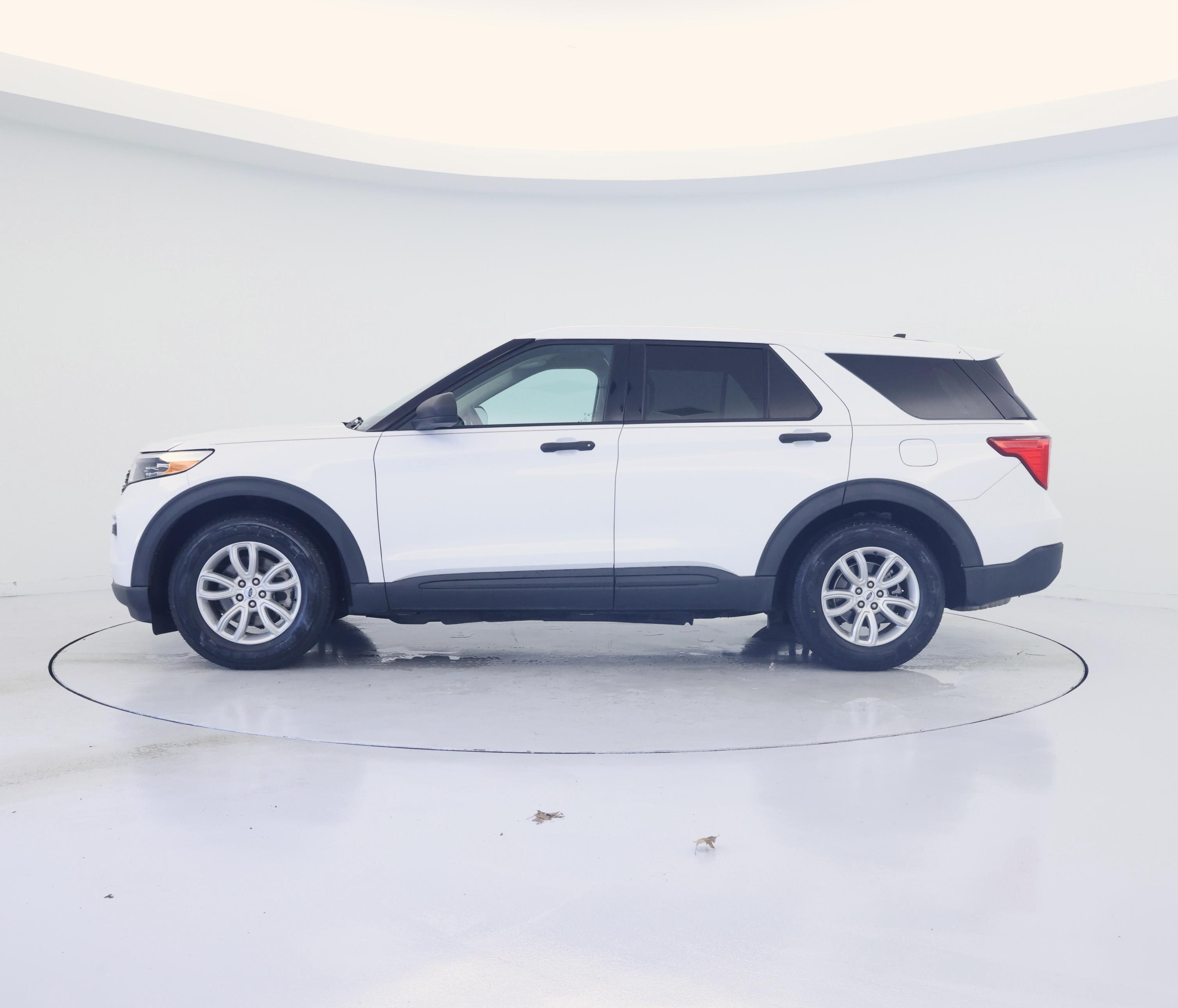 Thumbnail: 2021 Ford Explorer - 3