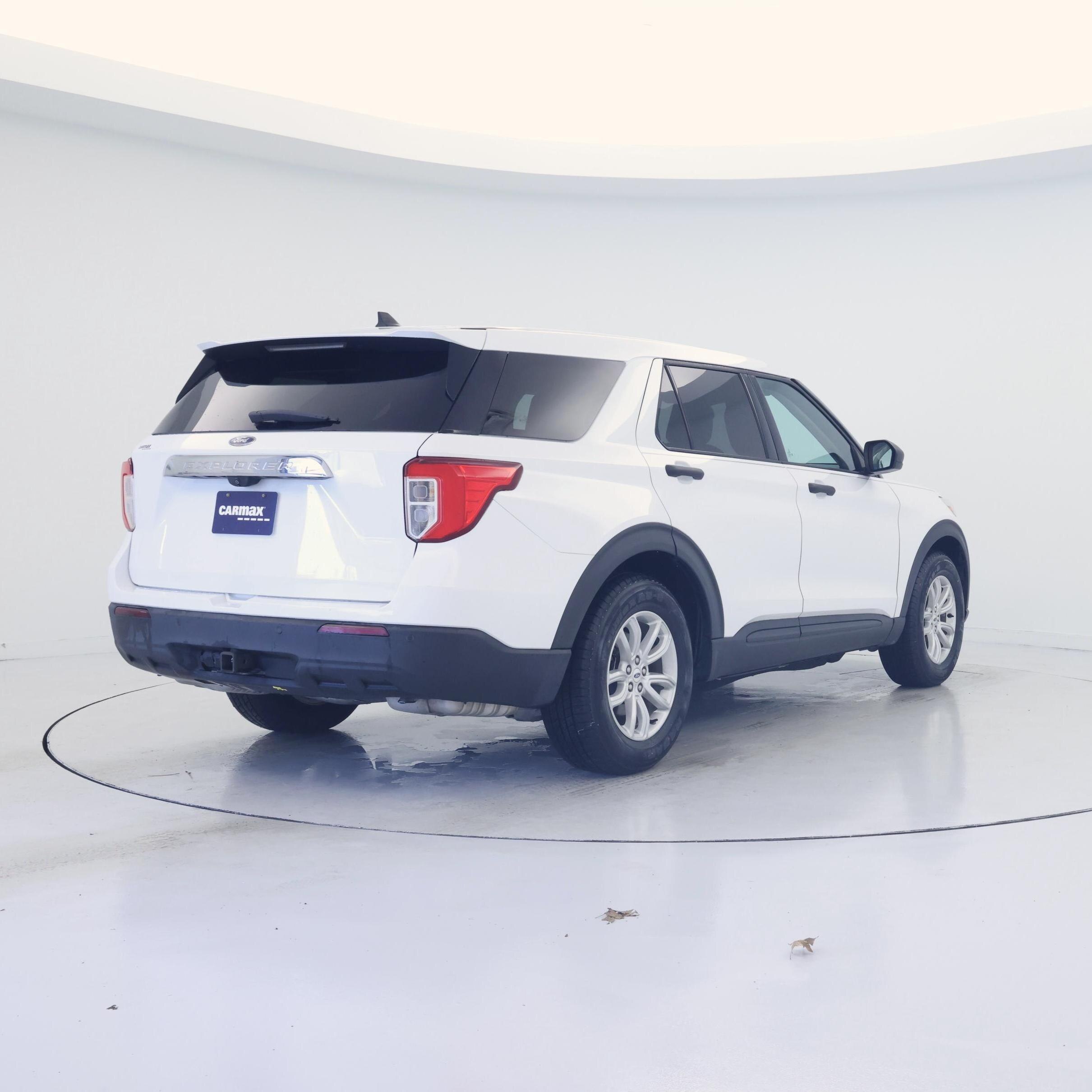 Thumbnail: 2021 Ford Explorer - 8
