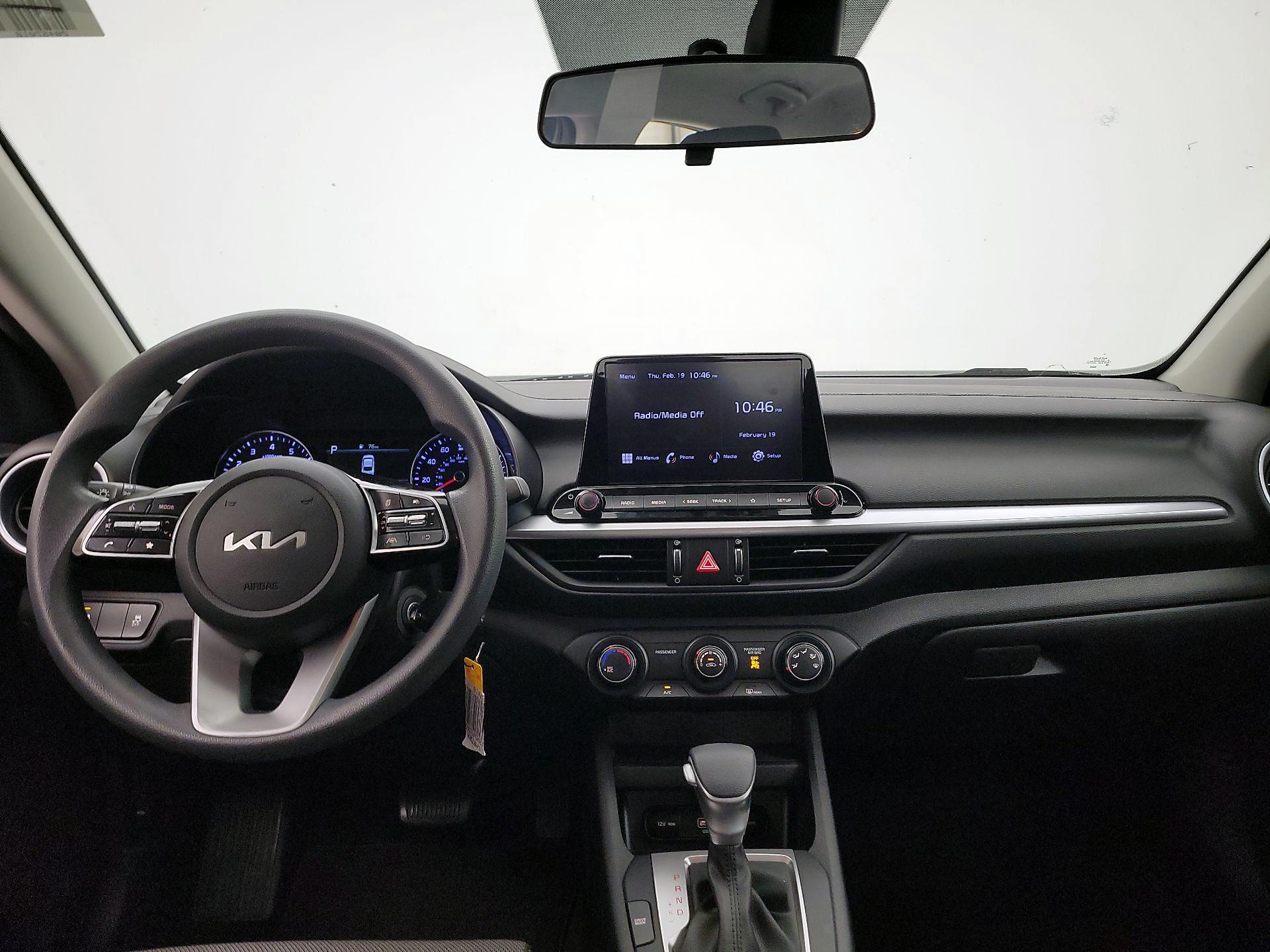 Thumbnail: 2023 Kia Forte - 9