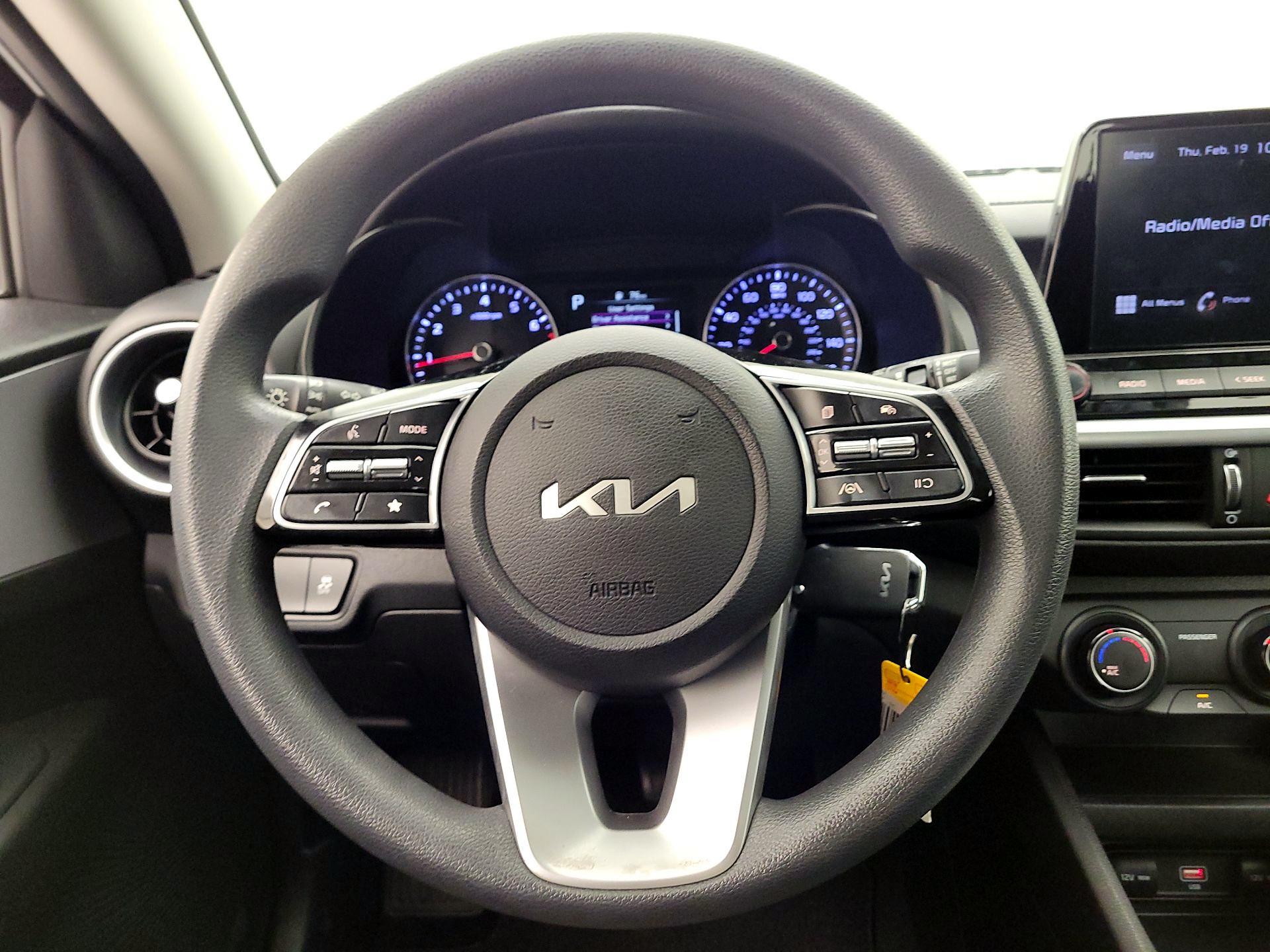 Thumbnail: 2023 Kia Forte - 10