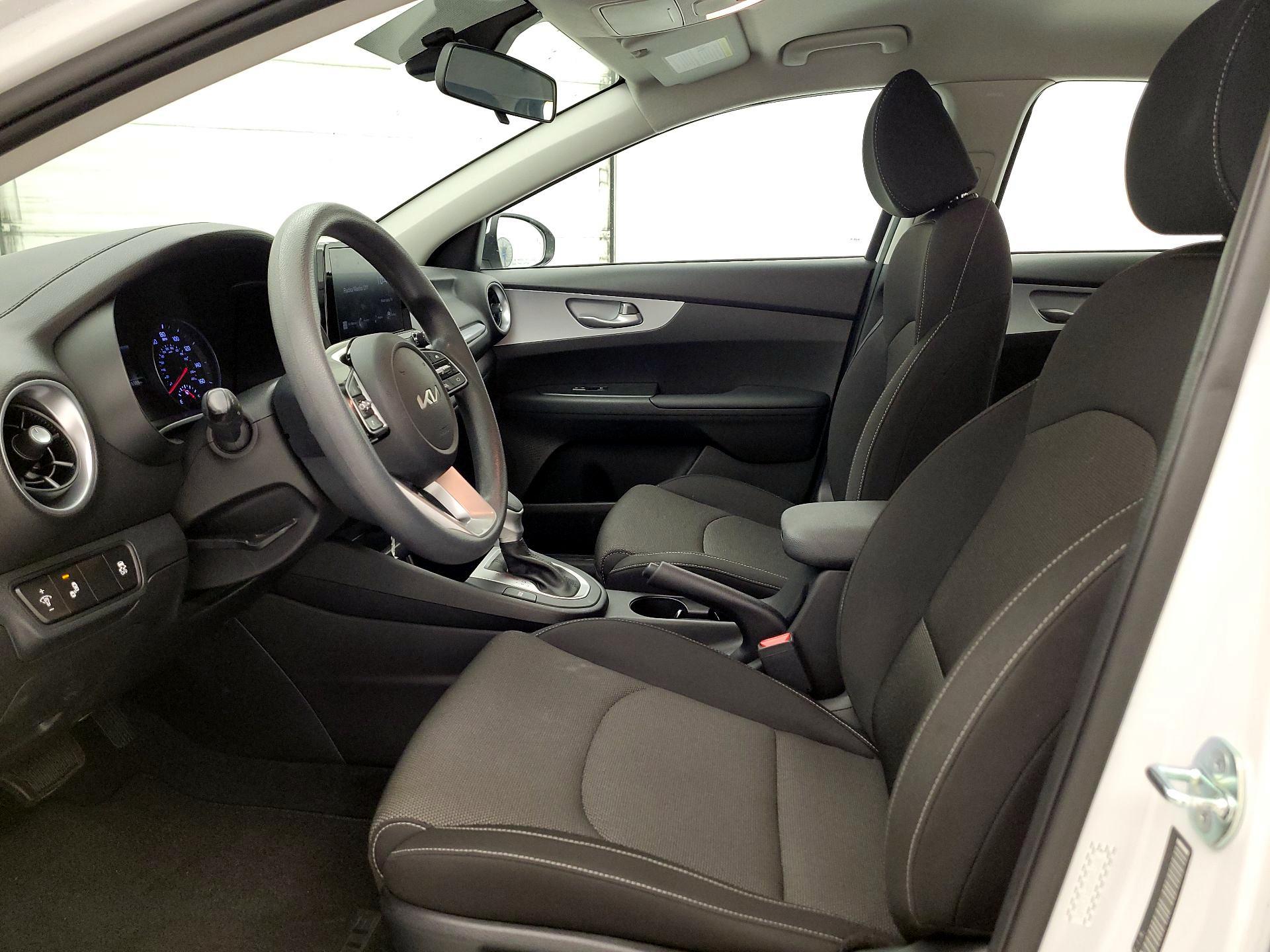 Thumbnail: 2023 Kia Forte - 11