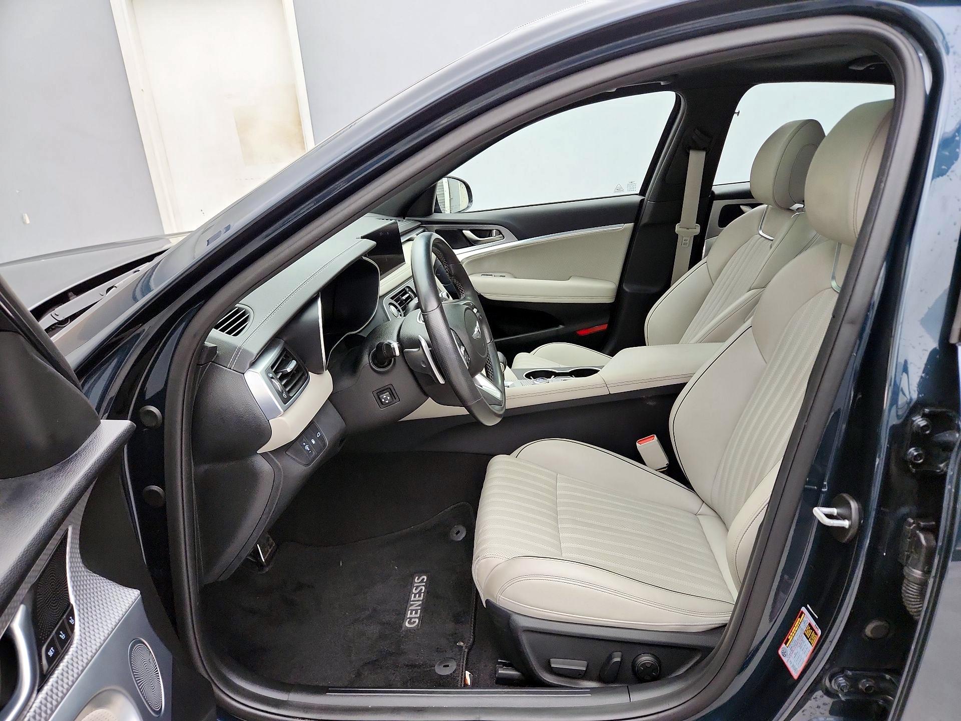 Thumbnail: 2023 Genesis G70 - 11