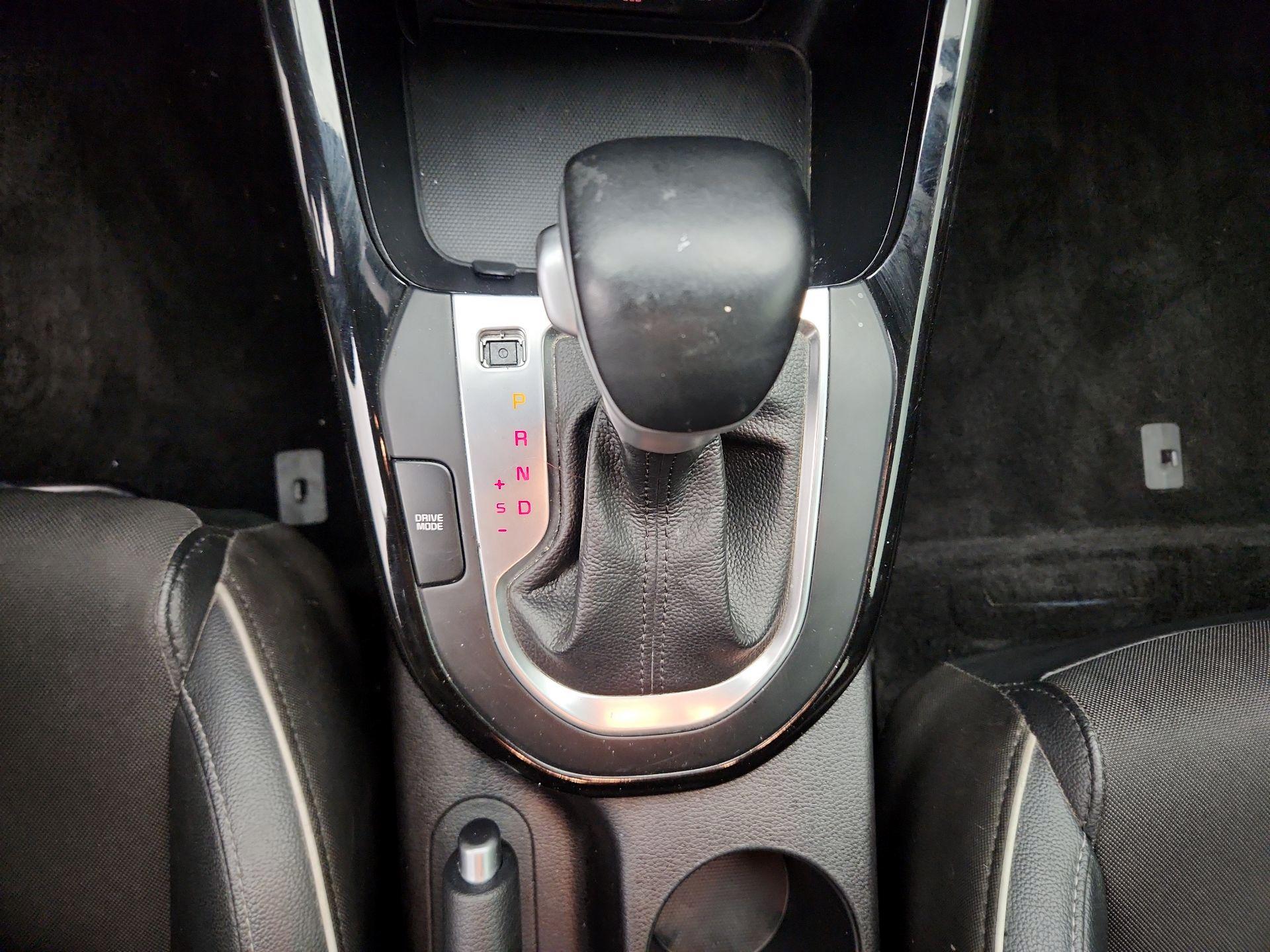 Thumbnail: 2021 Kia Forte - 17