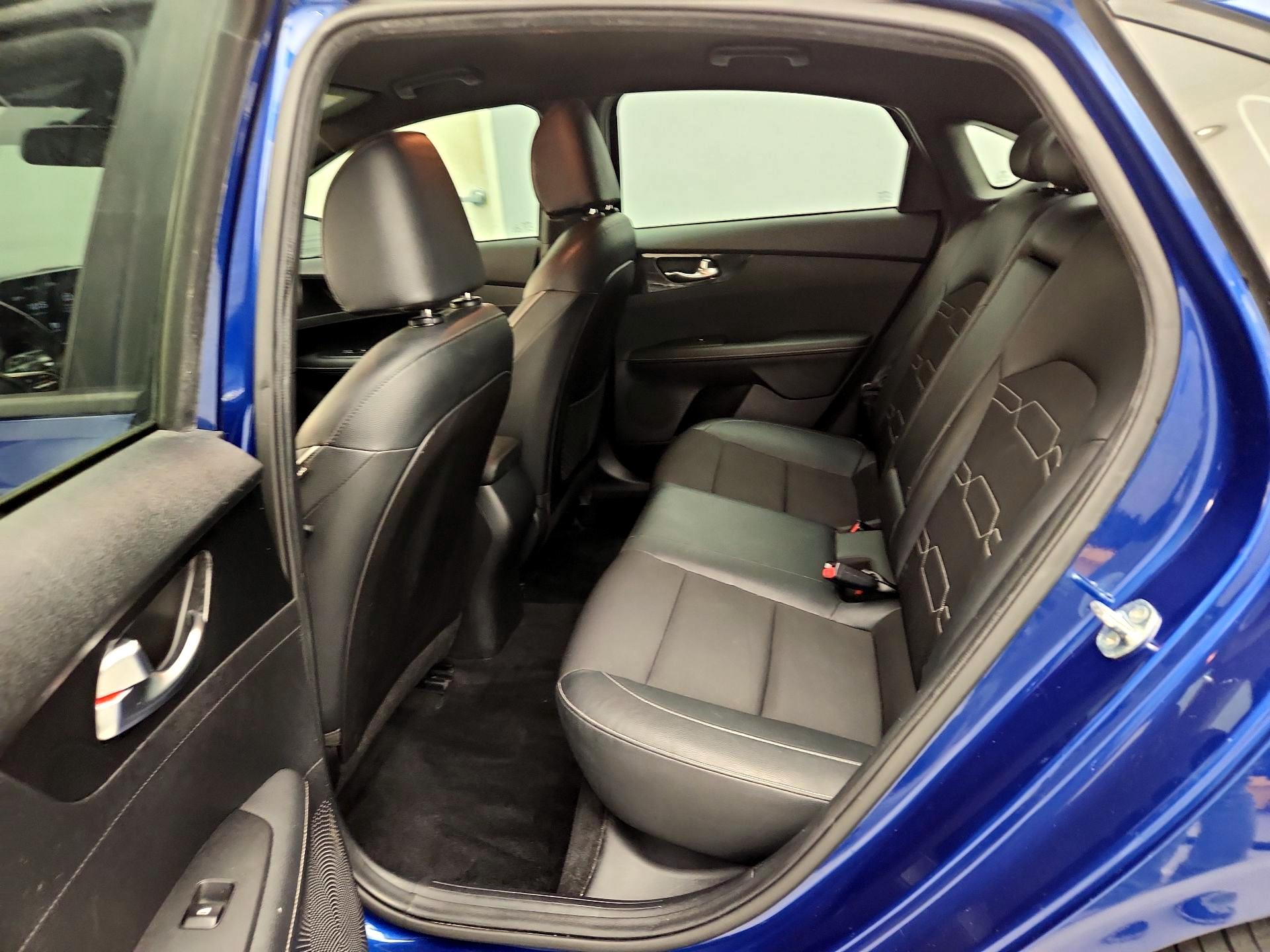 Thumbnail: 2021 Kia Forte - 19