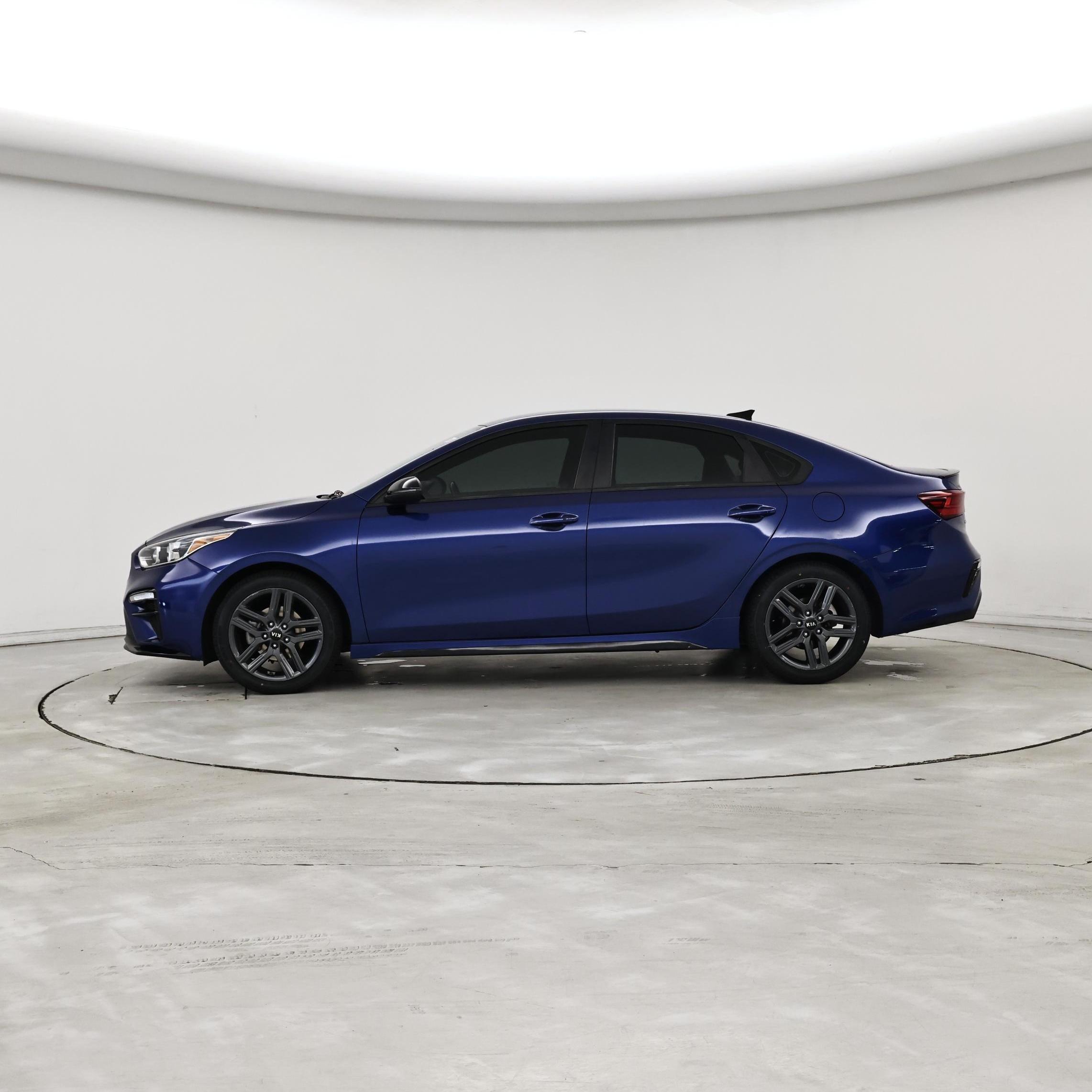 Thumbnail: 2021 Kia Forte - 3