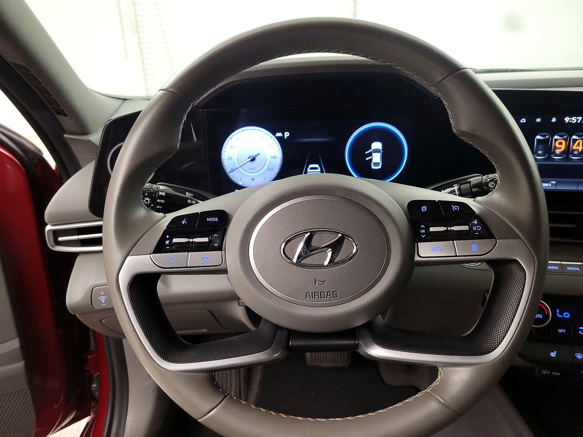 Thumbnail: 2023 Hyundai Elantra - 10