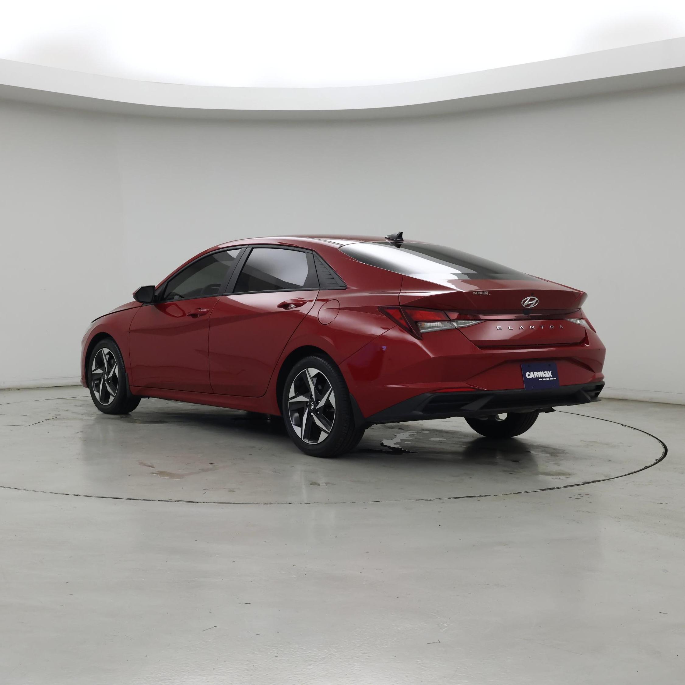 Thumbnail: 2023 Hyundai Elantra - 2