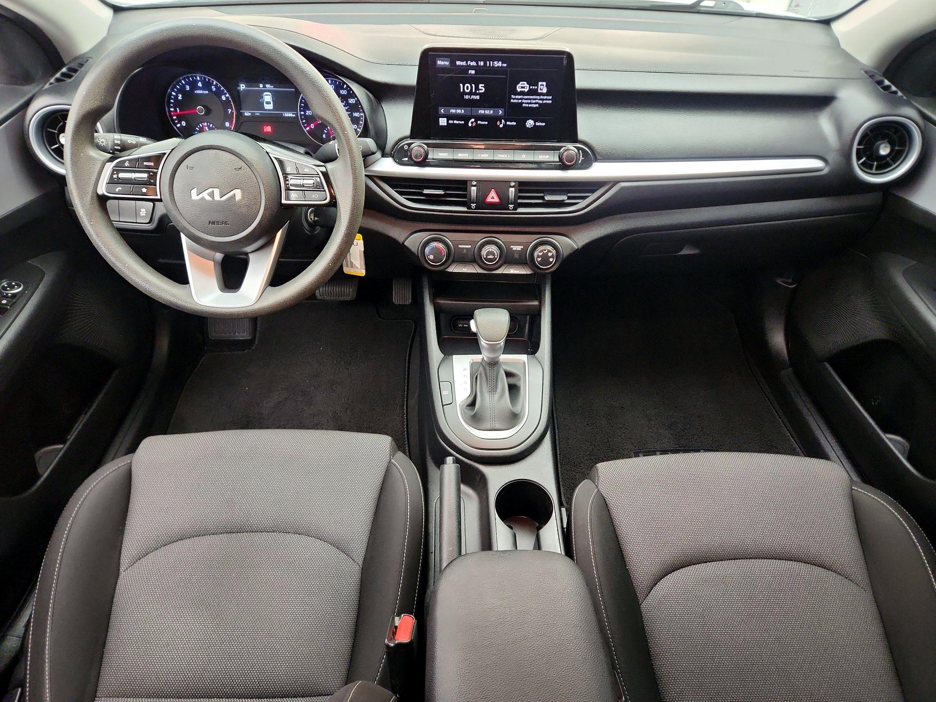 Thumbnail: 2024 Kia Forte - 9