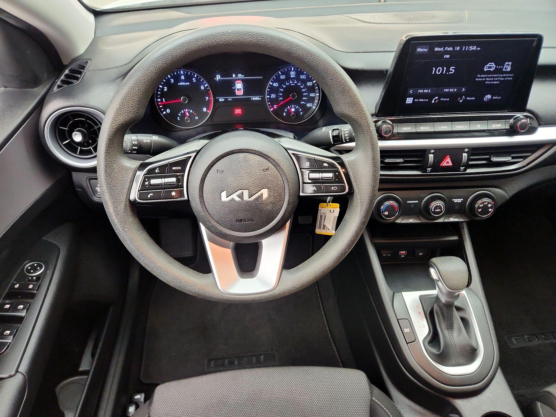 Thumbnail: 2024 Kia Forte - 10