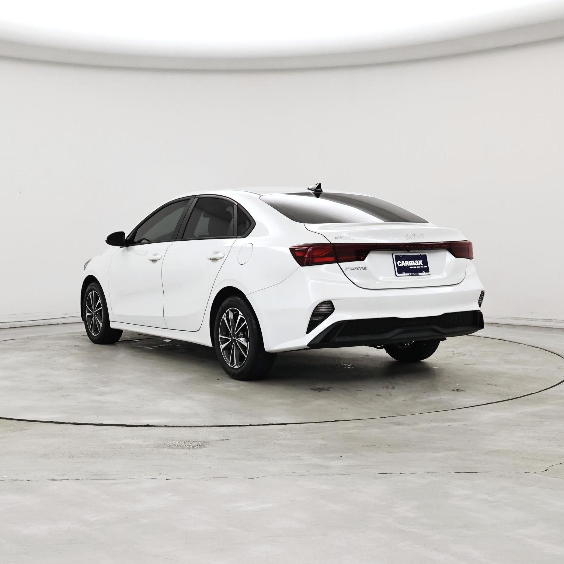 Thumbnail: 2024 Kia Forte - 2