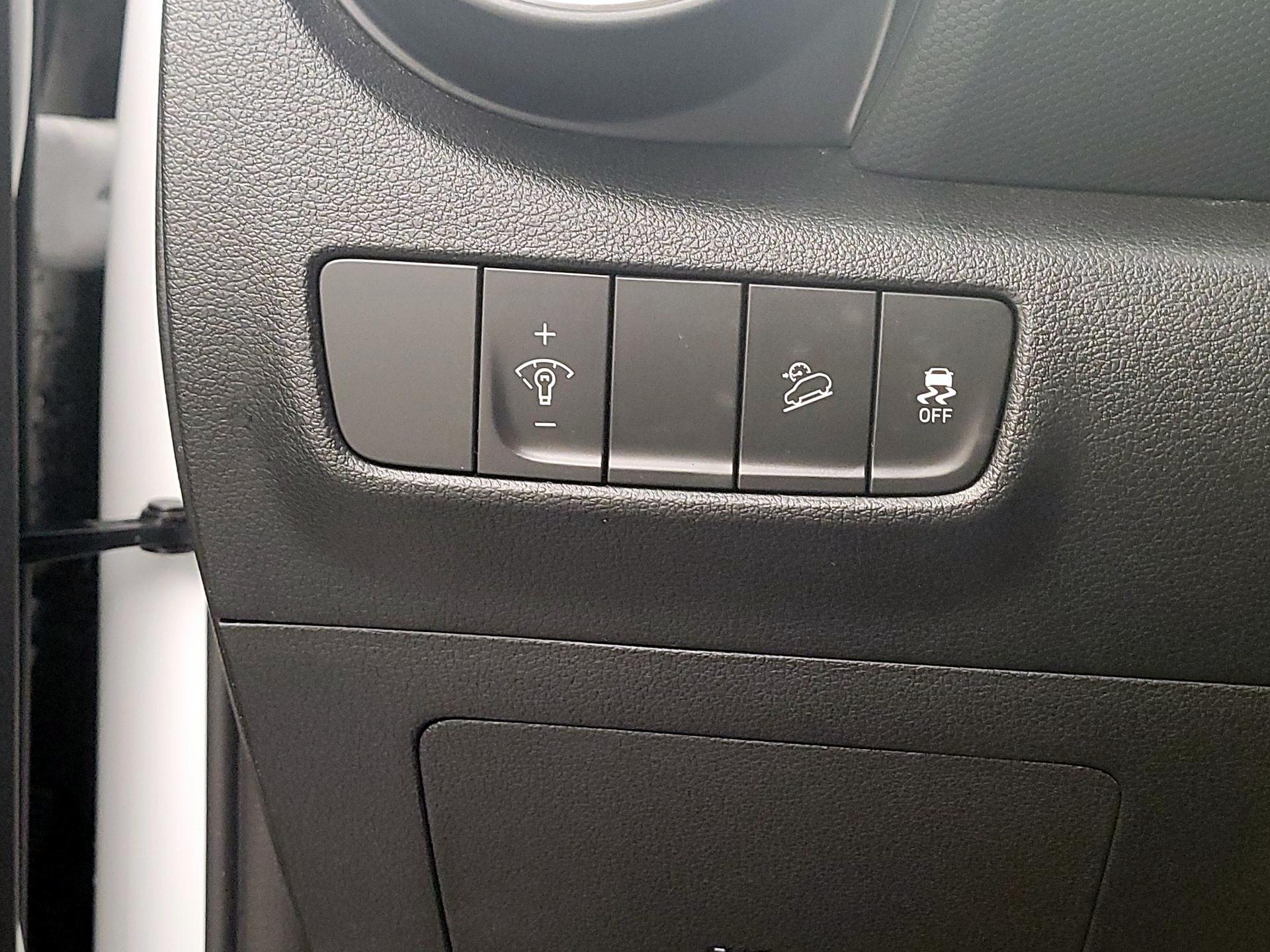 Thumbnail: 2023 Hyundai Kona - 13