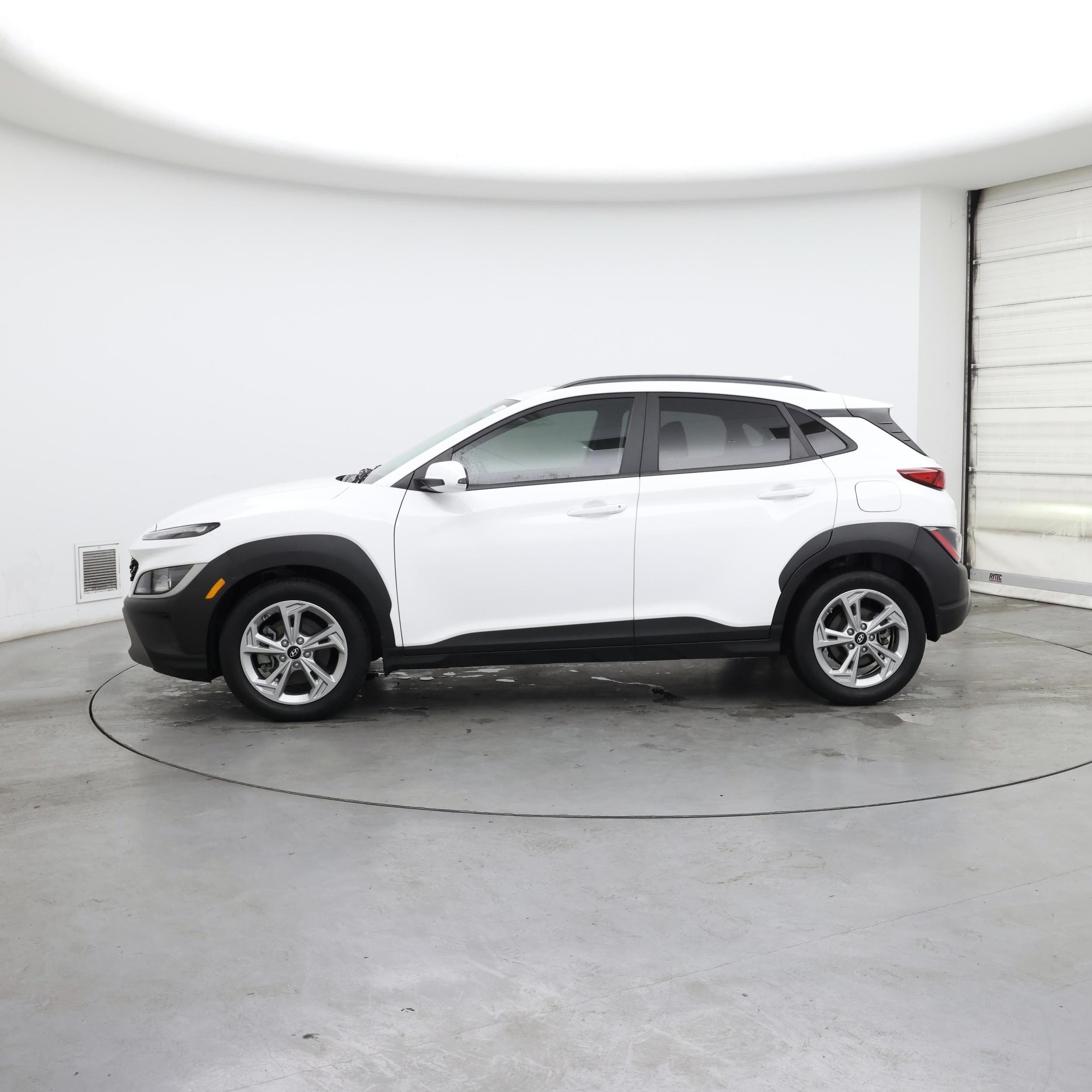 Thumbnail: 2023 Hyundai Kona - 3