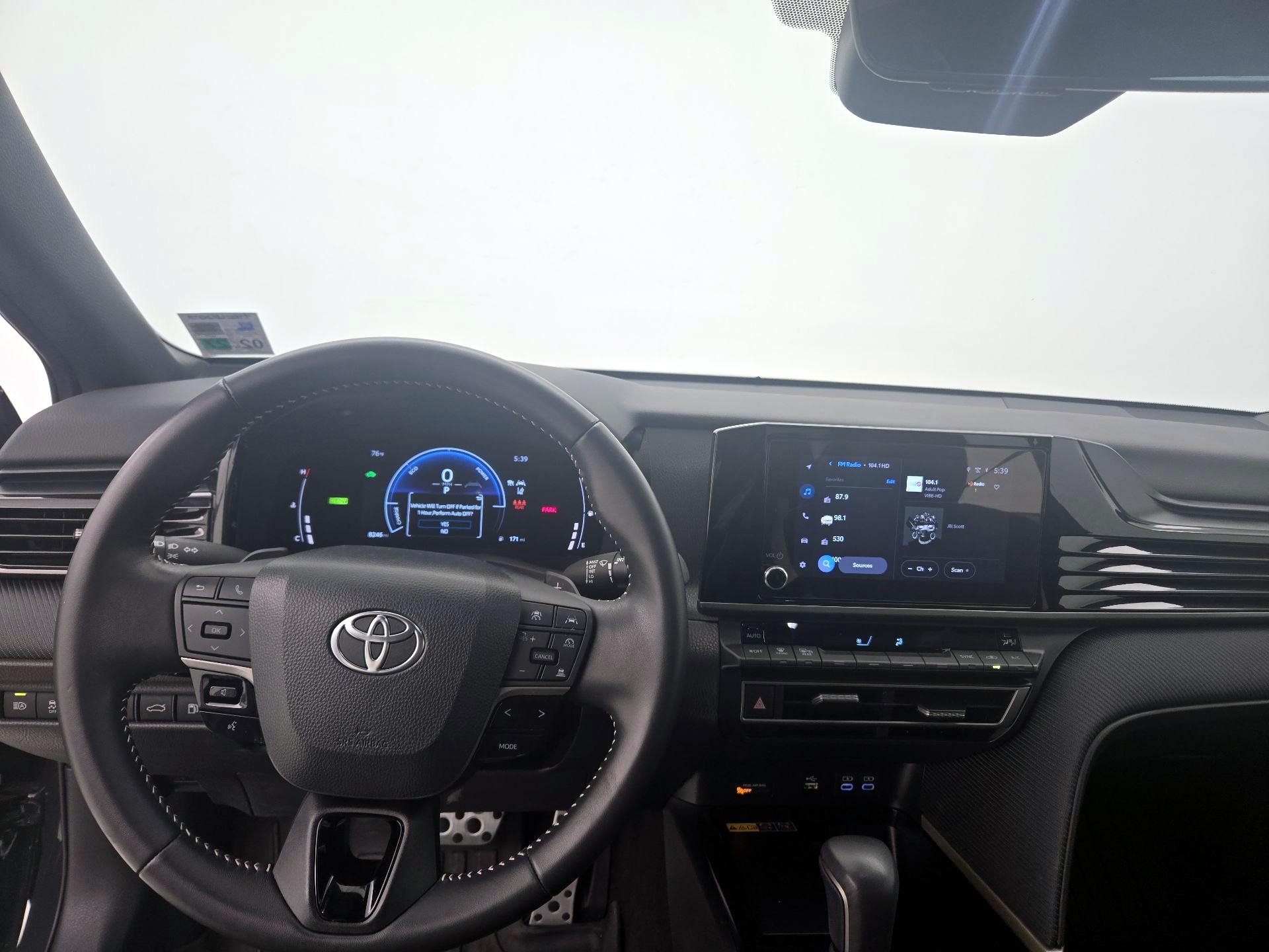 Thumbnail: 2025 Toyota Camry - 10