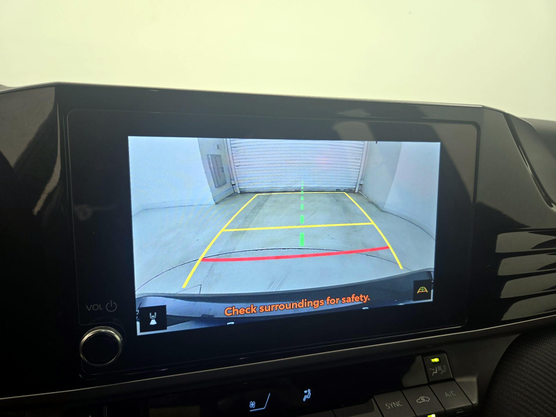 Thumbnail: 2025 Toyota Camry - 14