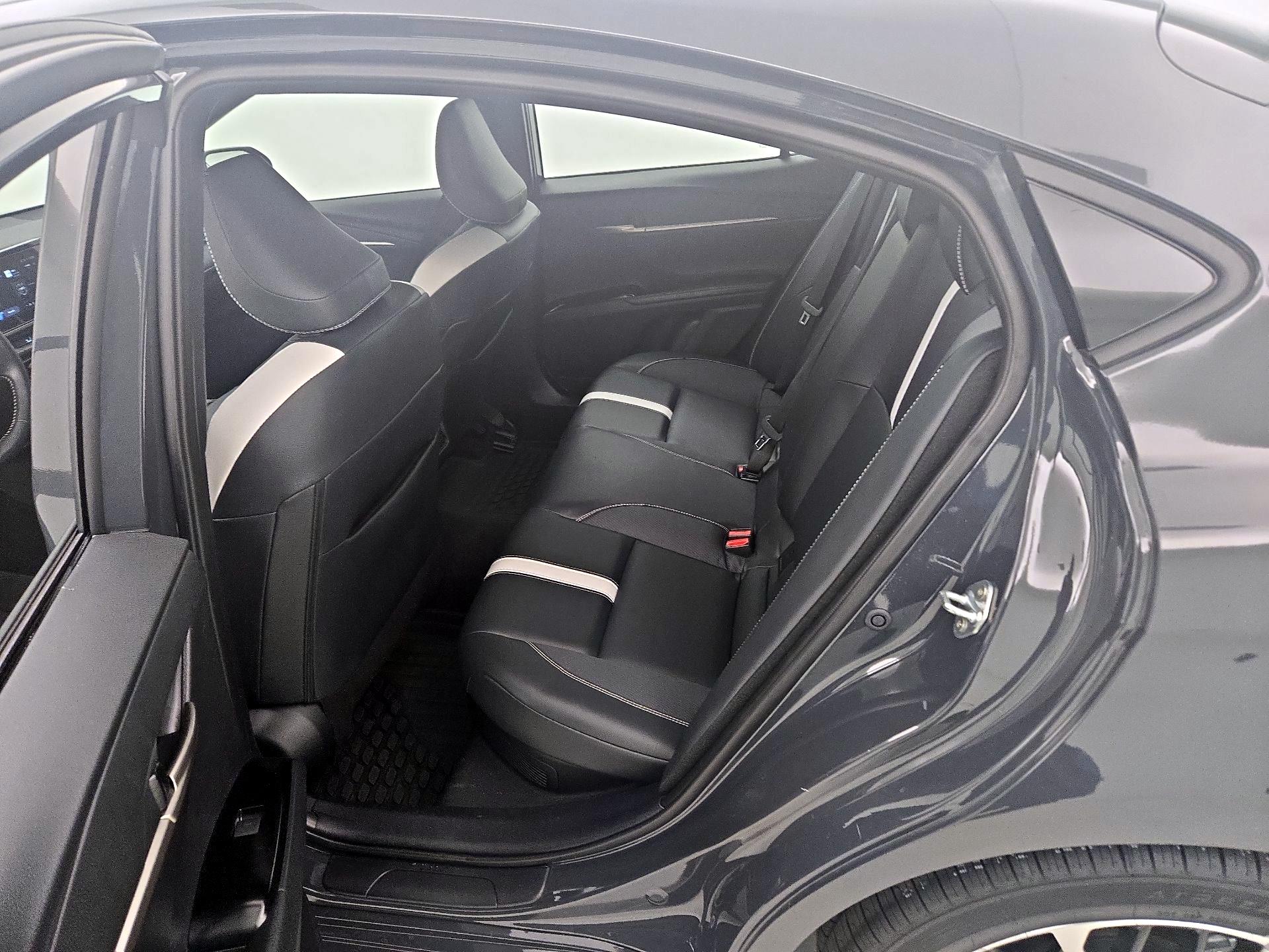 Thumbnail: 2025 Toyota Camry - 19