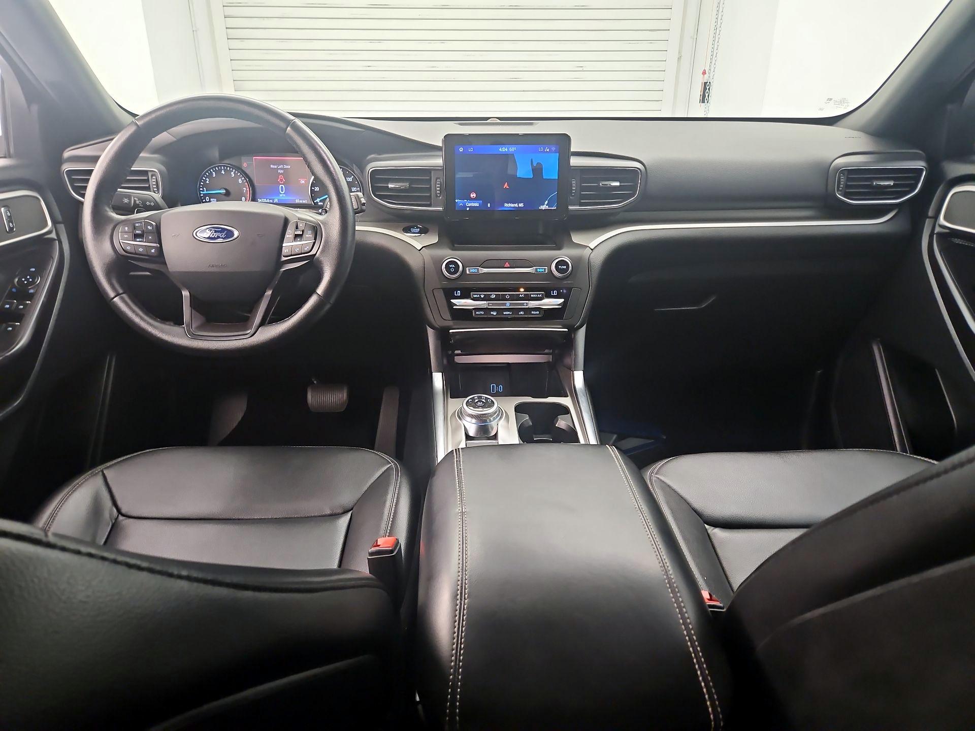 Thumbnail: 2020 Ford Explorer - 9