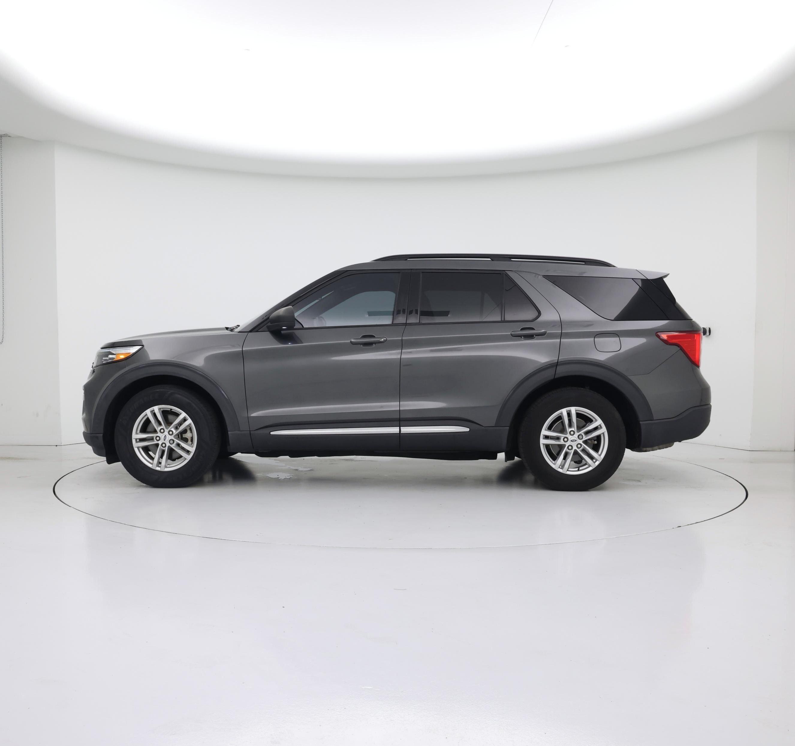 Thumbnail: 2020 Ford Explorer - 3