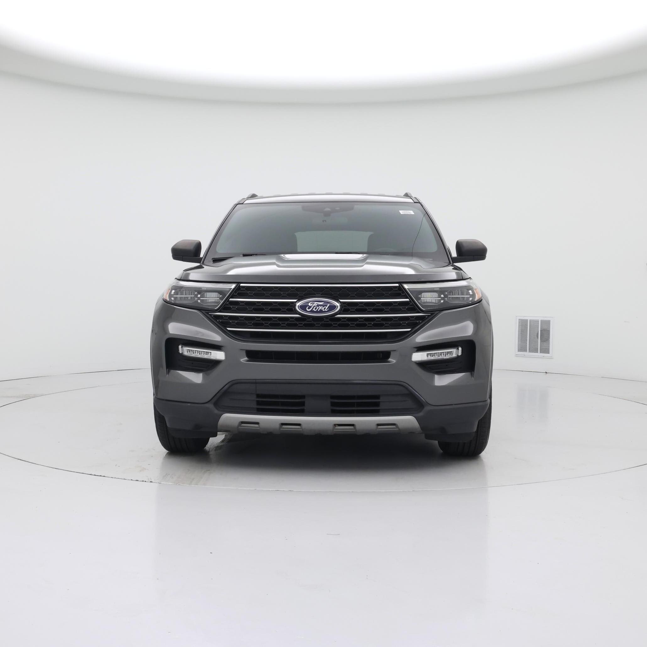 Thumbnail: 2020 Ford Explorer - 5