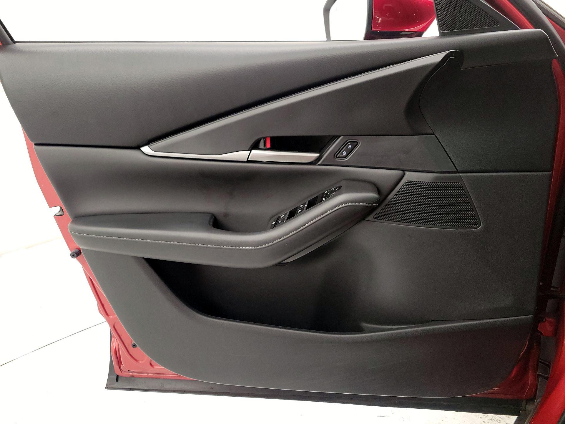 Thumbnail: 2022 Mazda CX-30 - 12