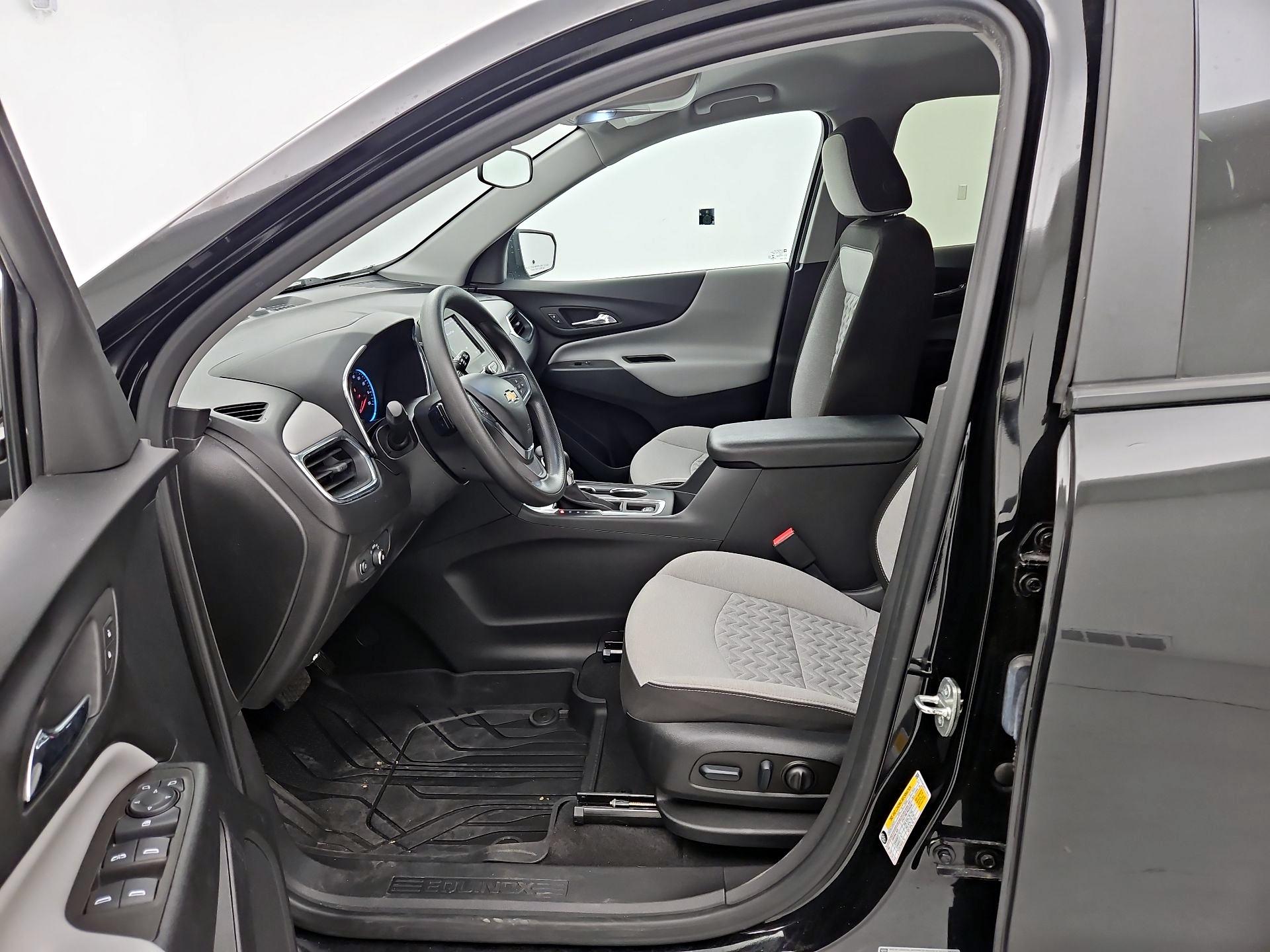 Thumbnail: 2023 Chevrolet Equinox - 11