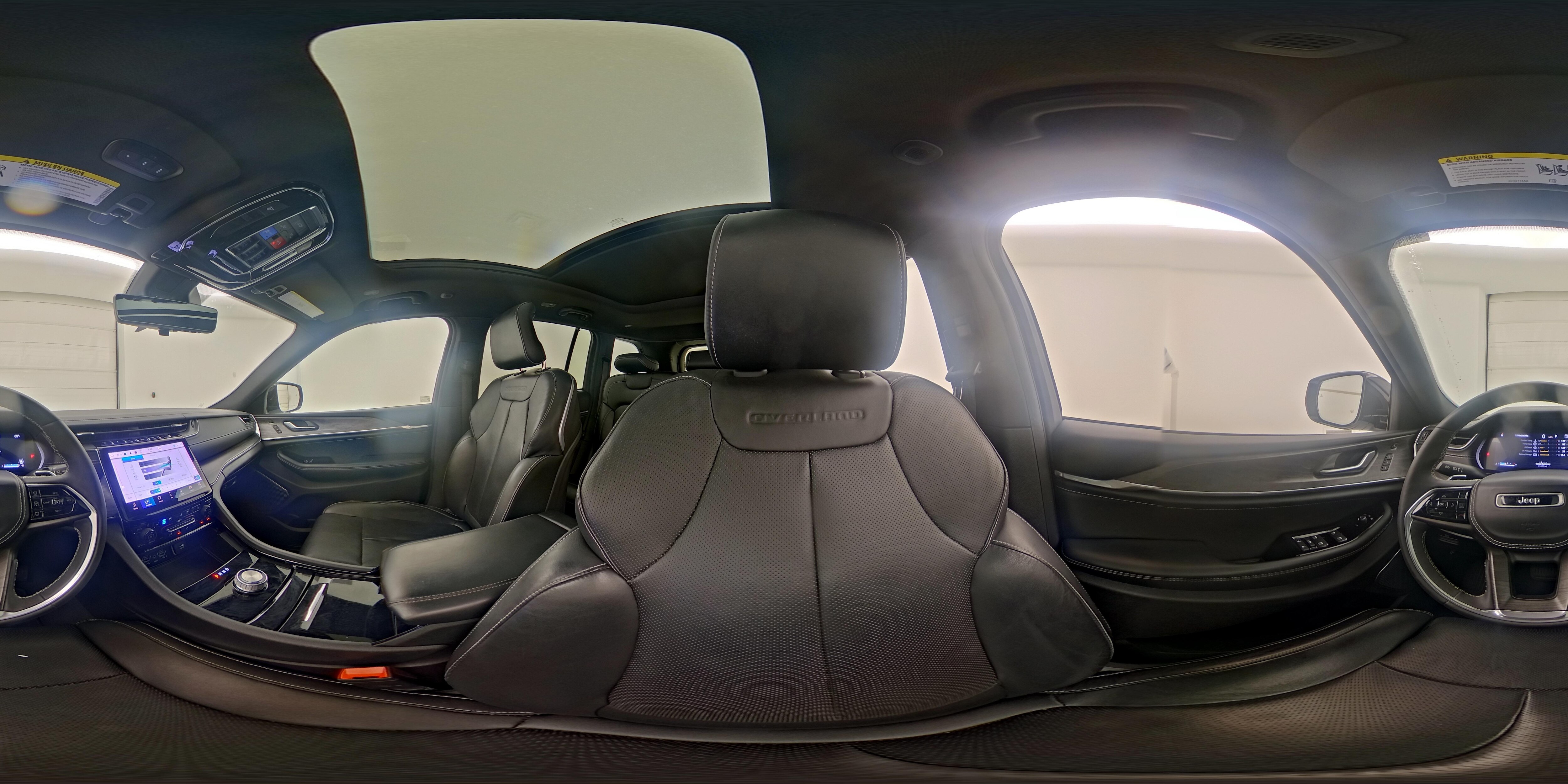 2023 Jeep Grand Cherokee Overland - Photo 26