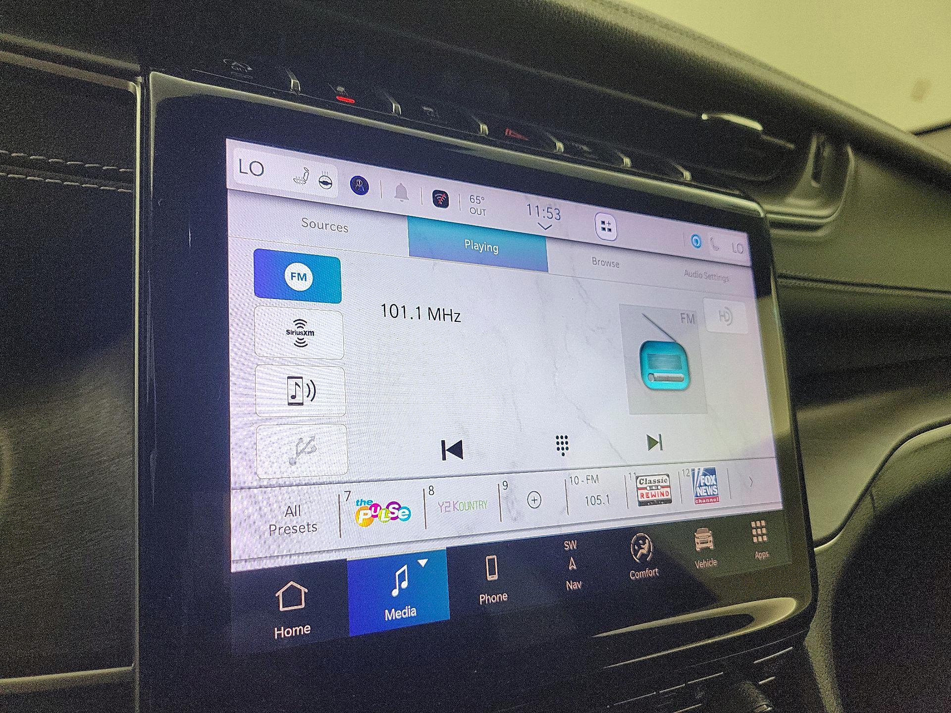 Thumbnail: 2023 Jeep Grand Cherokee - 16